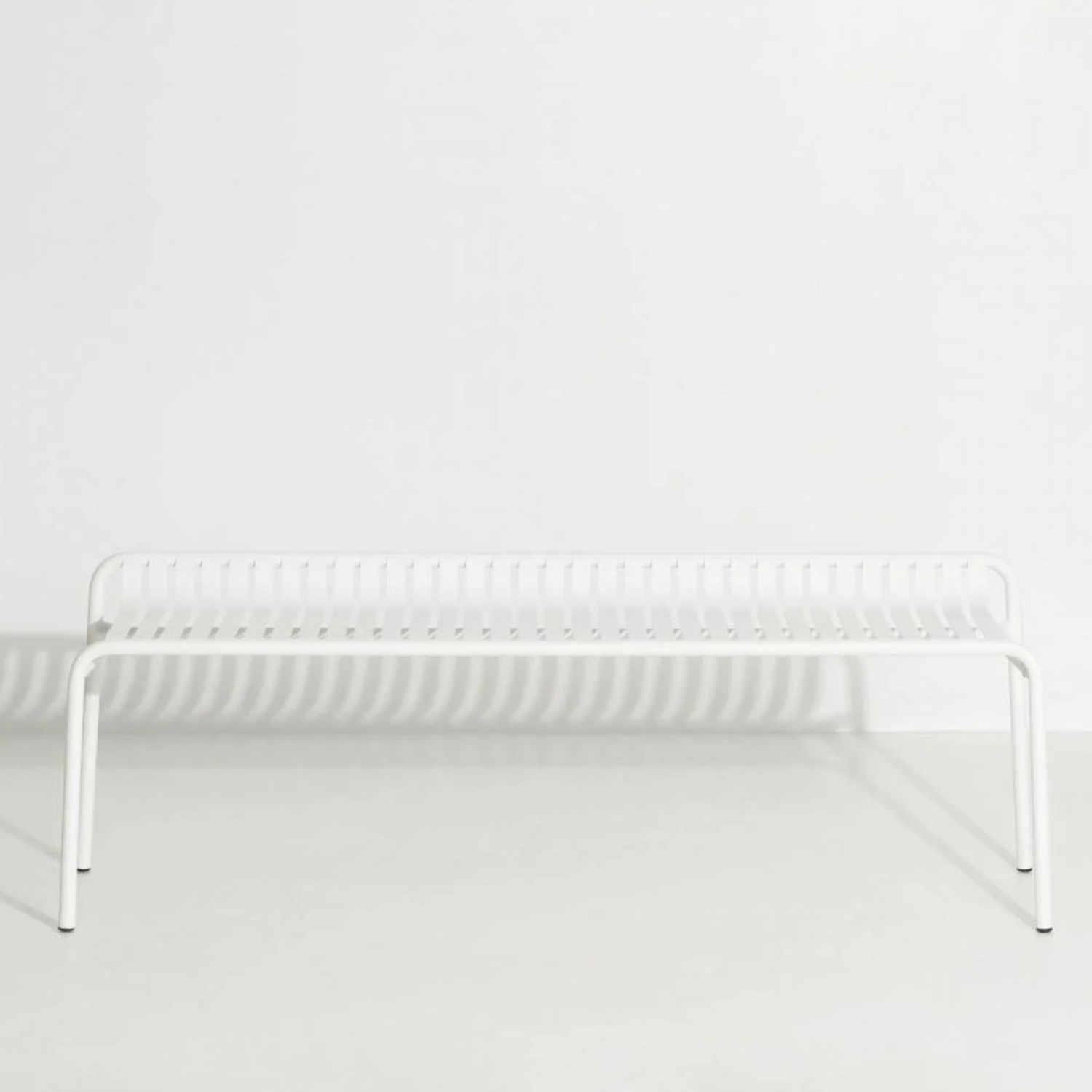 Week-End backless Bench Bank, Farbe weiss Week-End backless Bench Bank, Farbe weiss von Petite Friture