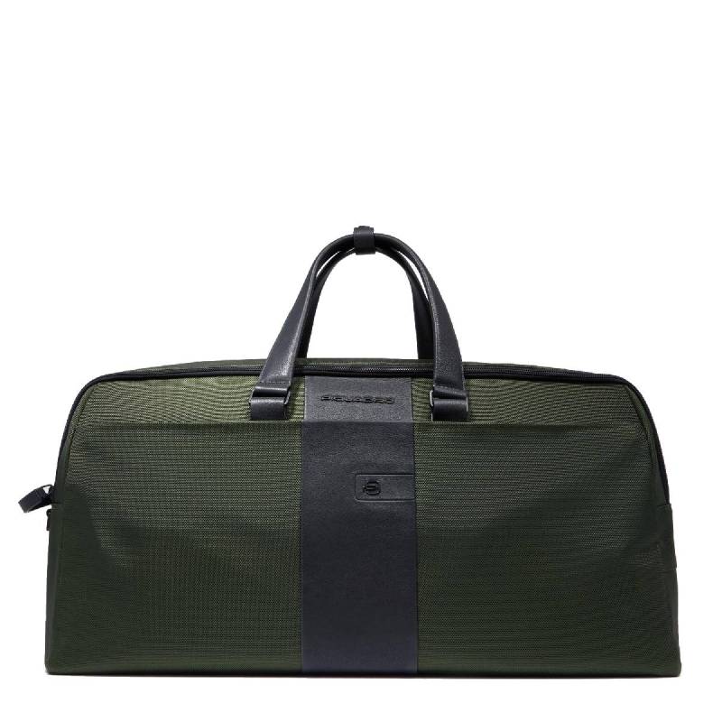 Duffle Bag M aus recyceltem Material in Grün von Piquadro