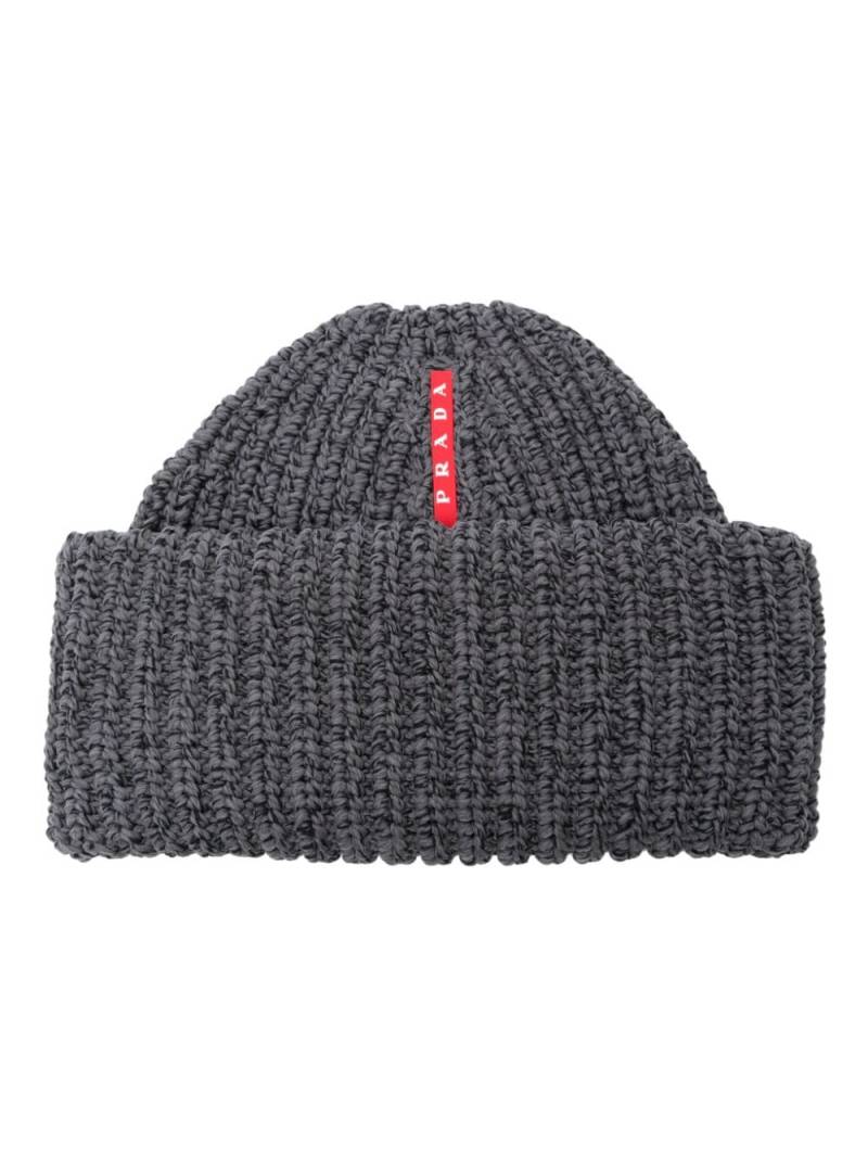 Prada Linea Rossa chunky-knit beanie - Grey von Prada