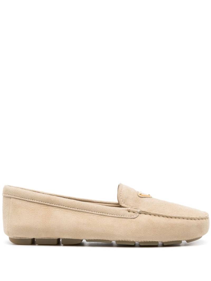 Prada triangle-logo suede loafers - Neutrals von Prada