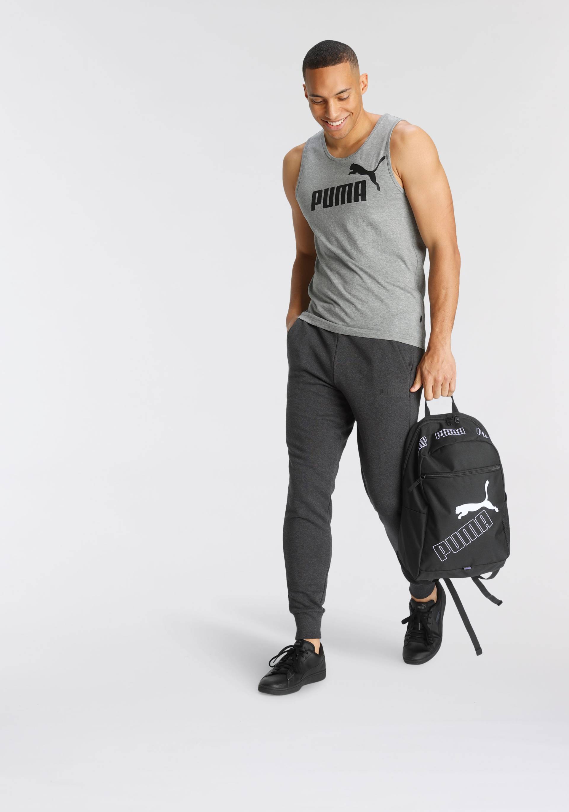 PUMA Trainingshose »ESS LOGO PANTS TR CL«, Jogginghose, French Terry Qualität von Puma