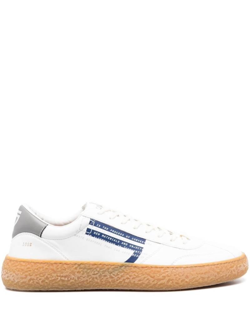 Puraai logo-print low-top sneakers - White von Puraai