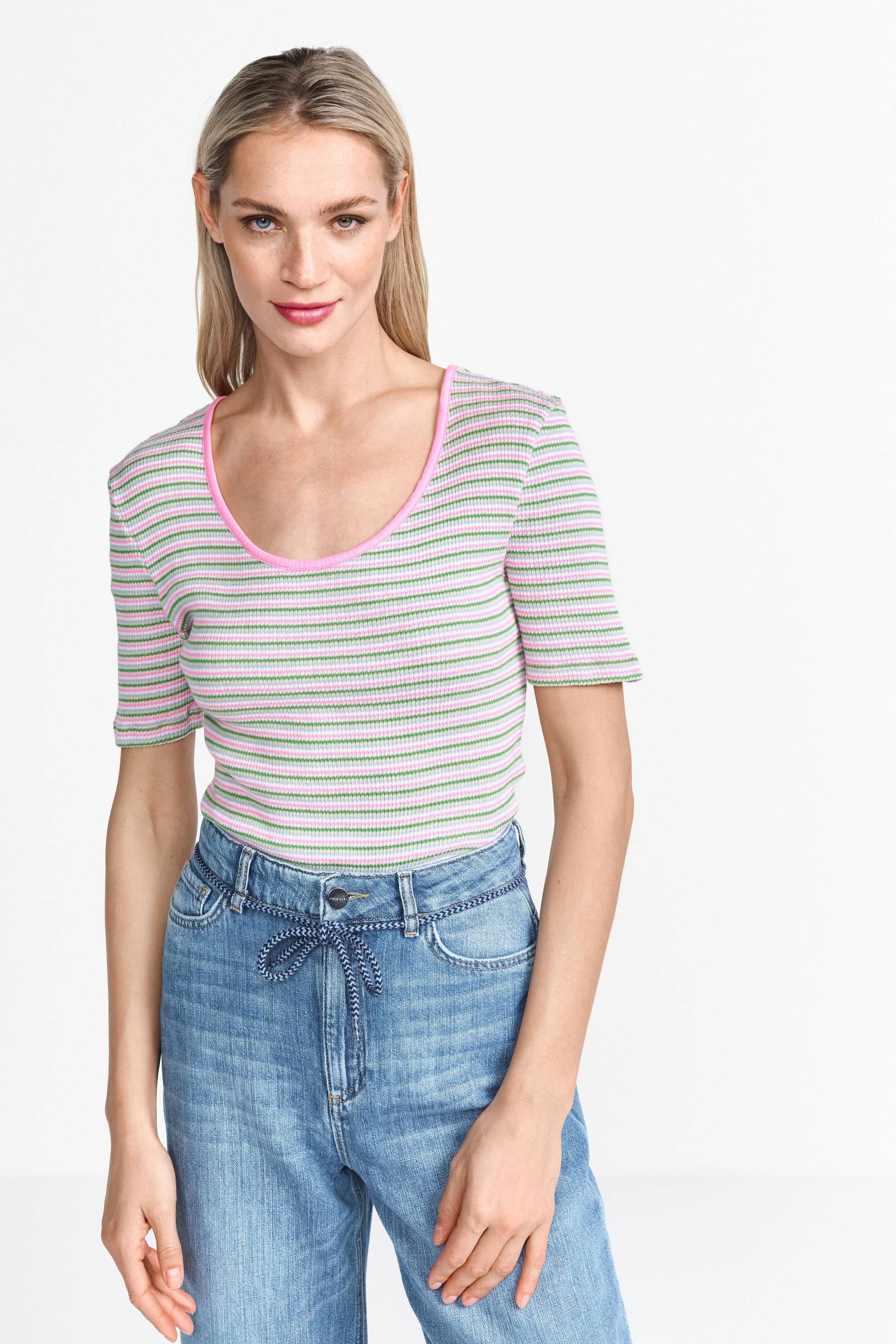 RICHROYAL Kurzarmshirt, Mit tiefem Rundhalsausschnitt RICHROYAL Kurzarmshirt, Mit tiefem Rundhalsausschnitt von RICHROYAL