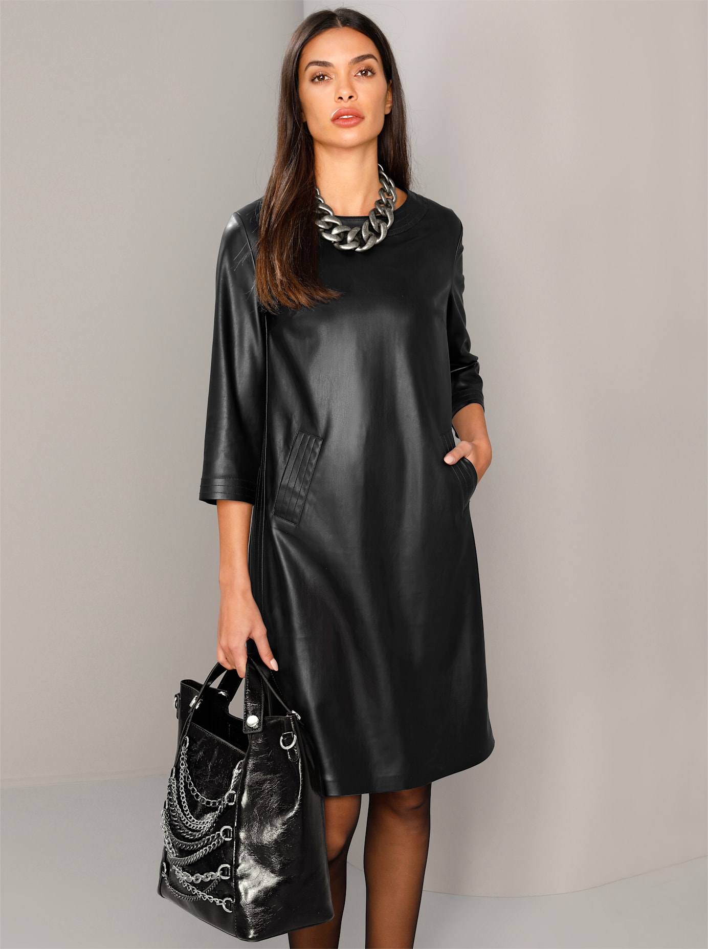 heine Lederkleid »Lederimitat-Kleid« heine Lederkleid »Lederimitat-Kleid« von heine