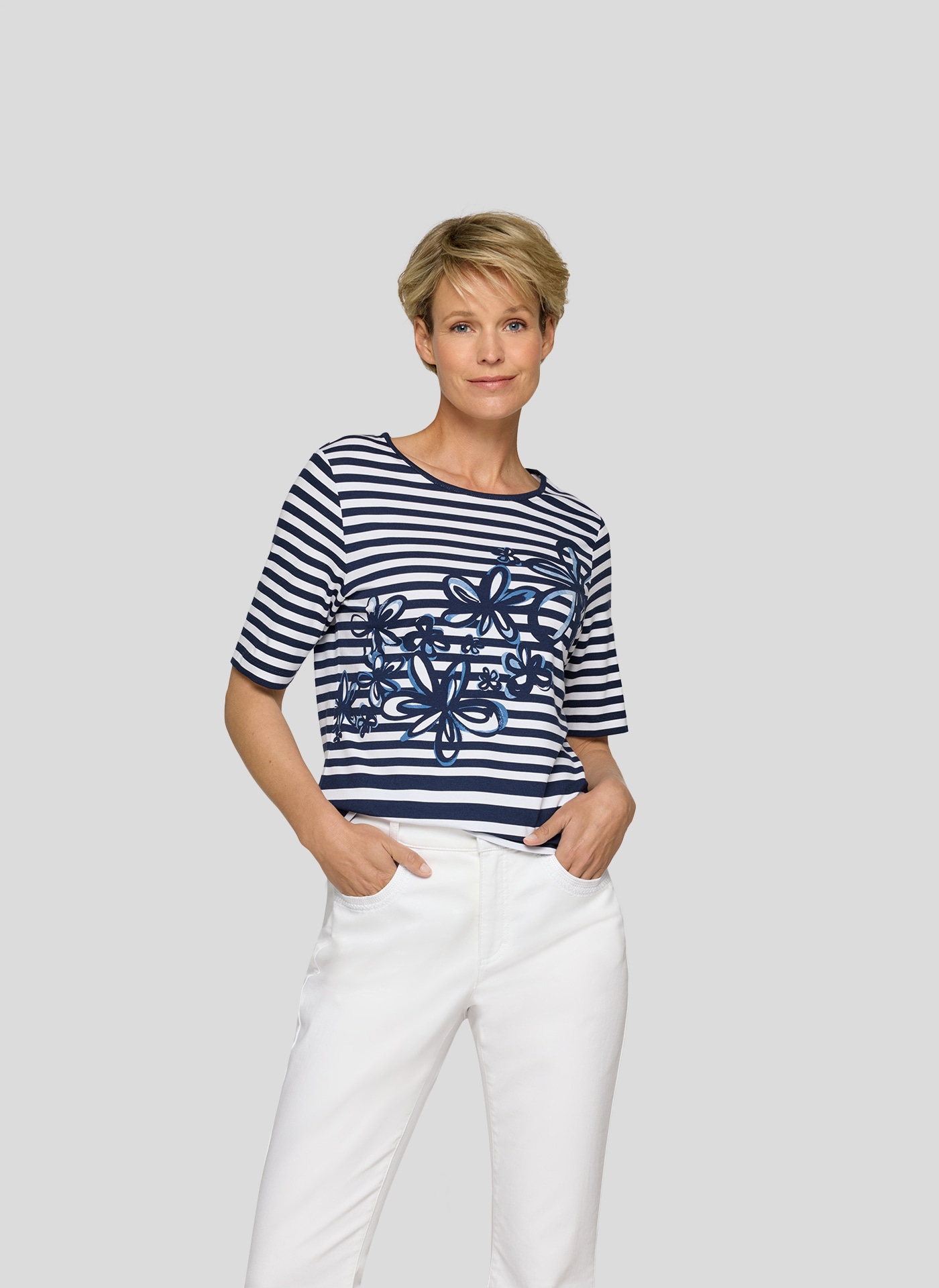Rabe Rundhalsshirt, im Streifen-Design und mit floralem Muster von Rabe