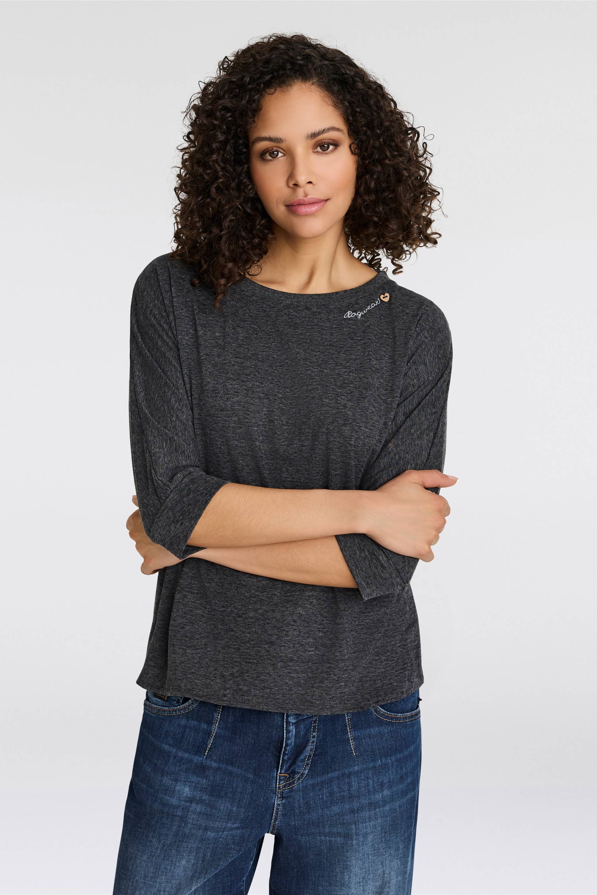 Ragwear 3/4-Arm-Shirt »SHIMONA CORE«, abgerundeter Saum und modische 3/4 Ärmel Ragwear 3/4-Arm-Shirt »SHIMONA CORE«, abgerundeter Saum und modische 3/4 Ärmel von Ragwear