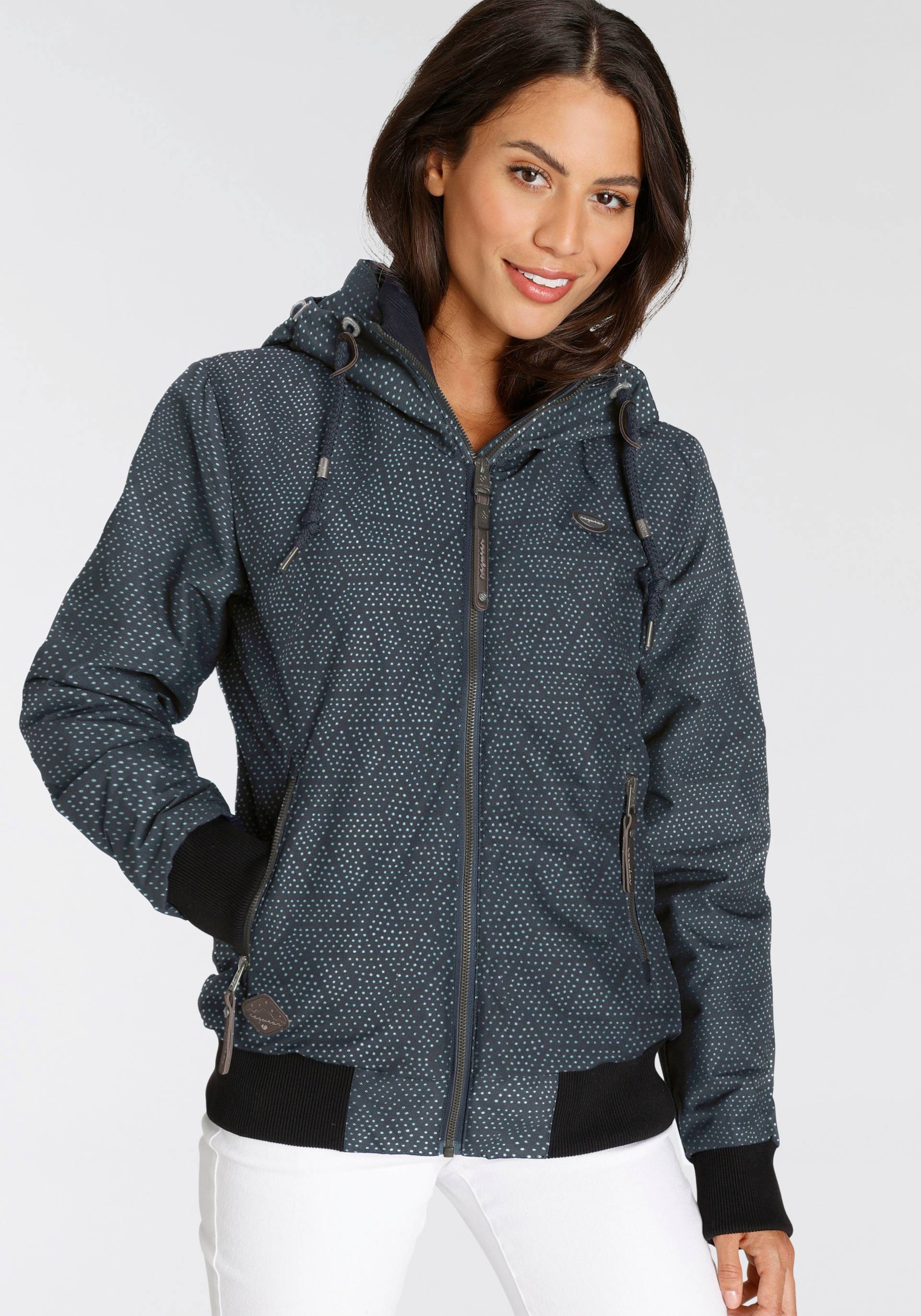 Ragwear Outdoorjacke »NUGETTKA PRINT O«, mit Kapuze, mit Pünktchen Muster Ragwear Outdoorjacke »NUGETTKA PRINT O«, mit Kapuze, mit Pünktchen Muster von Ragwear