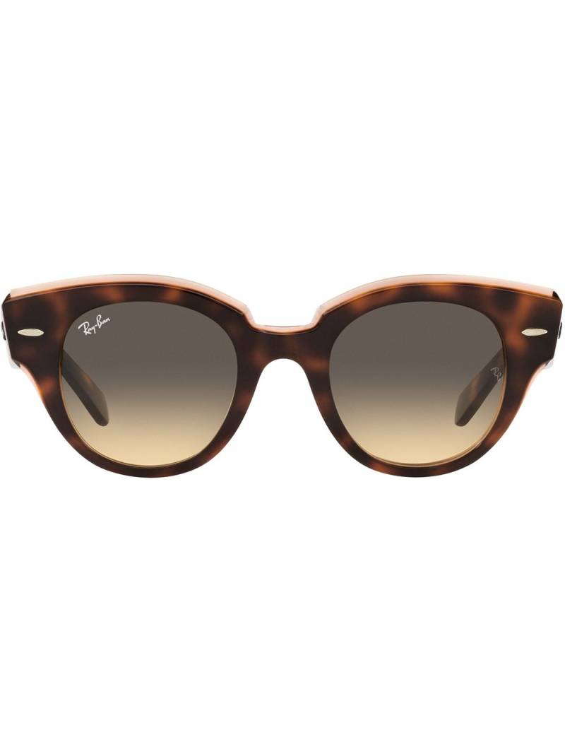 Ray-Ban round frame sunglasses - Brown von Ray-Ban