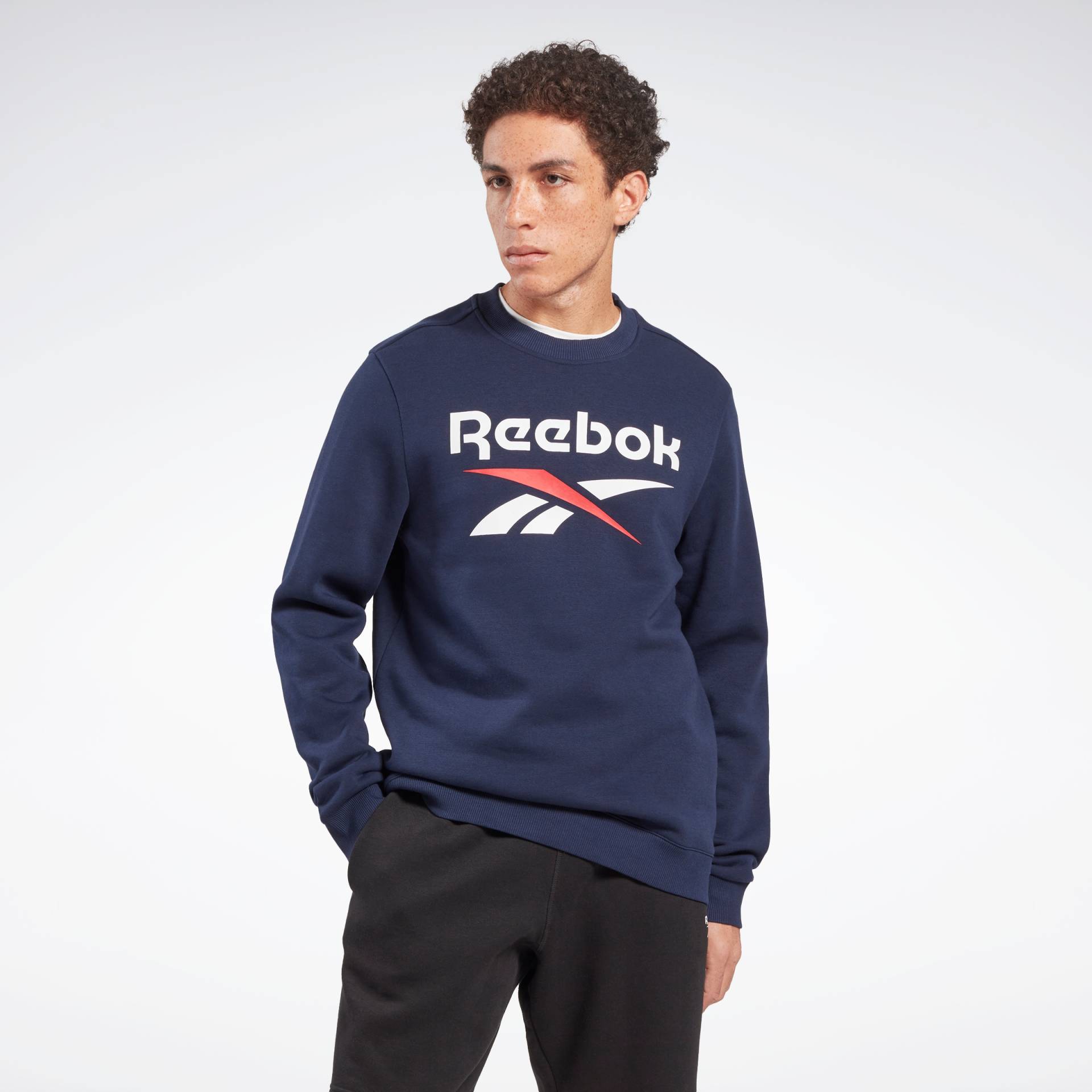 Reebok Sweatshirt »REEBOK IDENTITY FLEECE STACKED LOGO CREW SWEATSHIRT« von Reebok