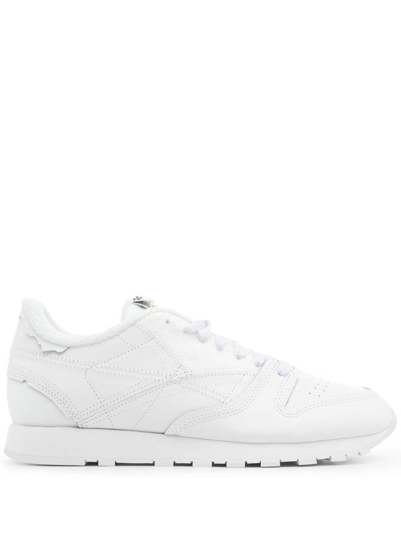 Reebok x Maison Margiela Classic 'Memory Of - White' sneakers von Reebok