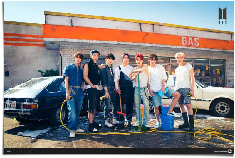 Reinders! Poster »BTS - gas station« von Reinders!