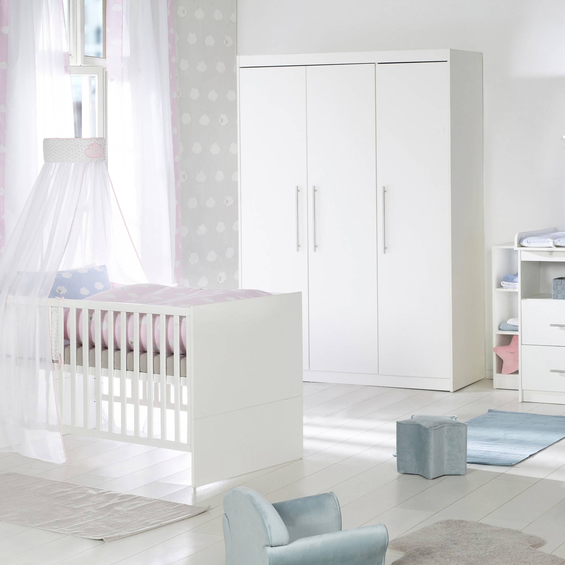 roba® Babyzimmer-Komplettset »Maren«, (Set, Babybett 70x140 cm, Wickelkommode & Kleiderschrank 3-türig) von Roba®