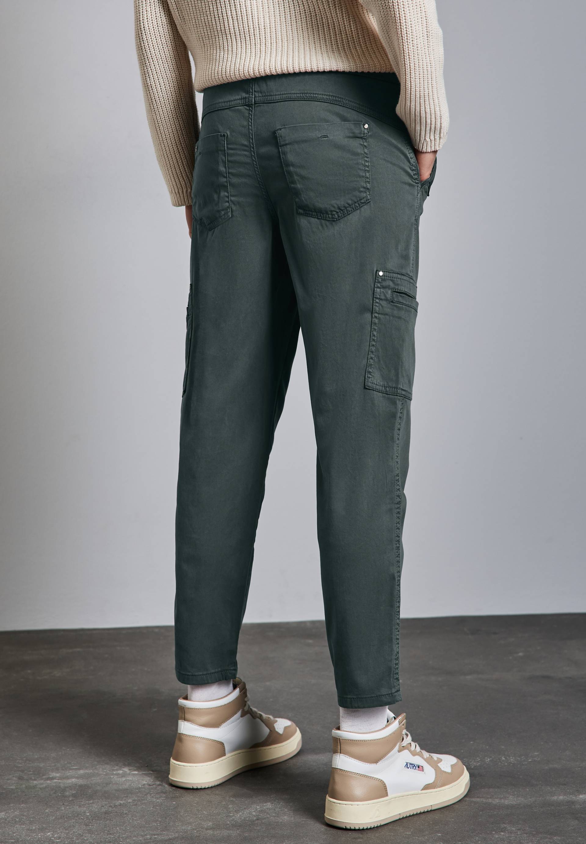 STREET ONE Cargohose »Style Bonny«, mit Taschen von STREET ONE