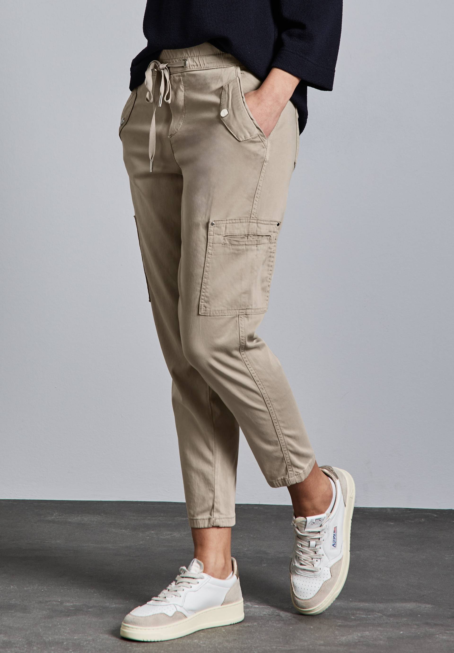 STREET ONE Cargohose »Style Bonny«, mit Taschen von STREET ONE