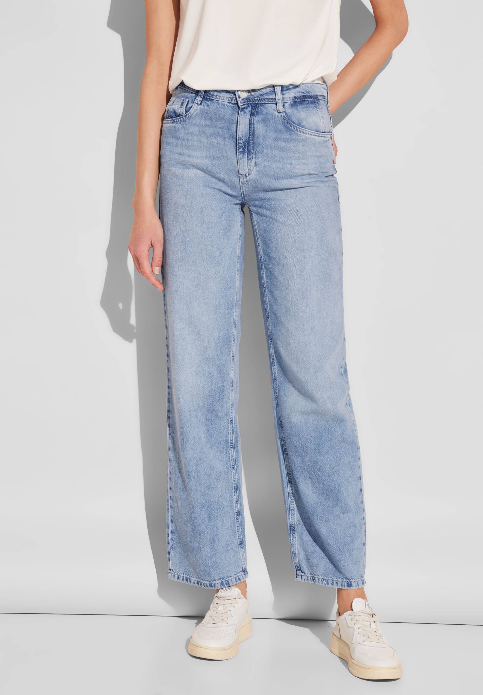 STREET ONE High-waist-Jeans, in hellblauer Waschung STREET ONE High-waist-Jeans, in hellblauer Waschung von STREET ONE
