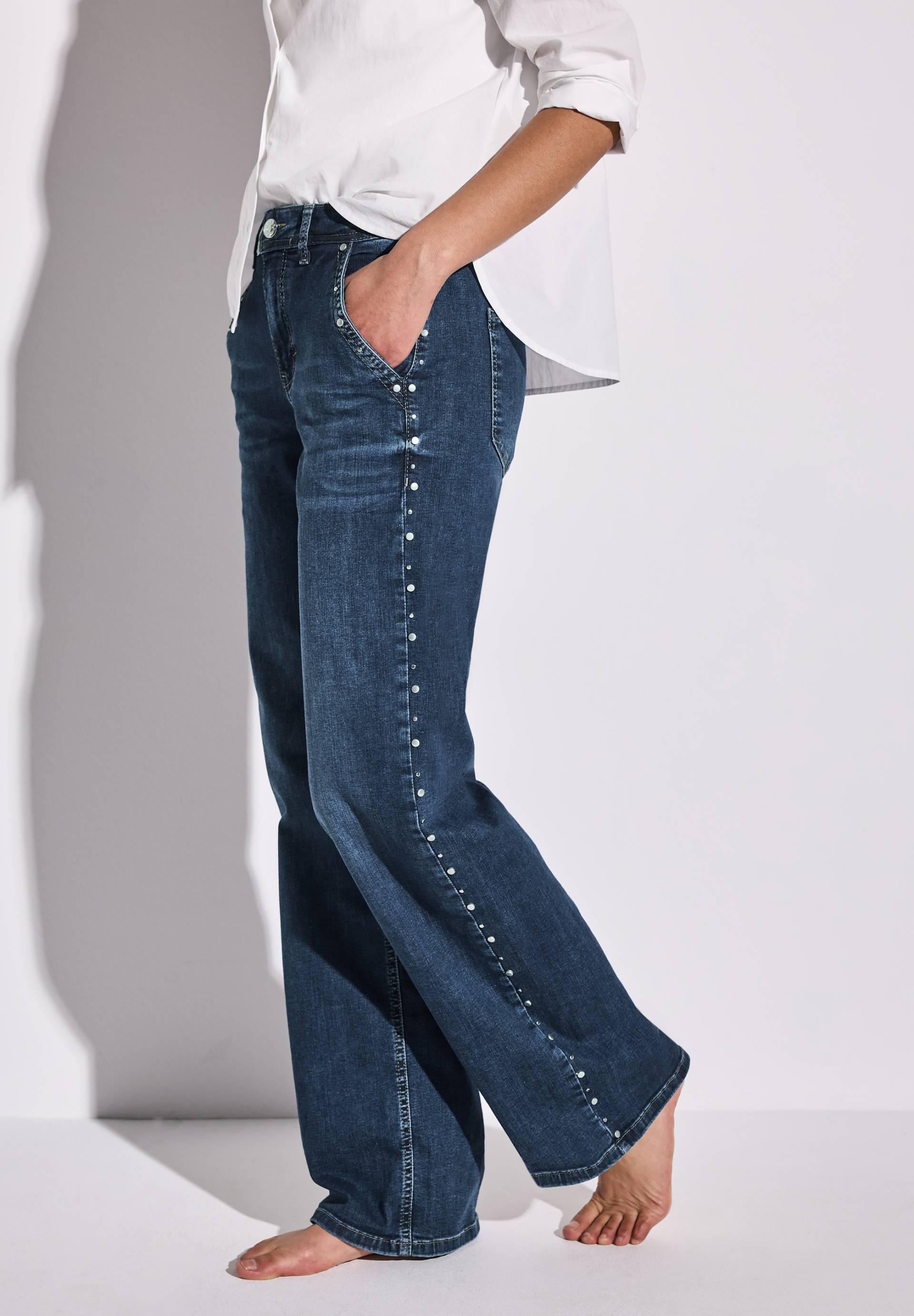 STREET ONE High-waist-Jeans, mit Nieten STREET ONE High-waist-Jeans, mit Nieten von STREET ONE