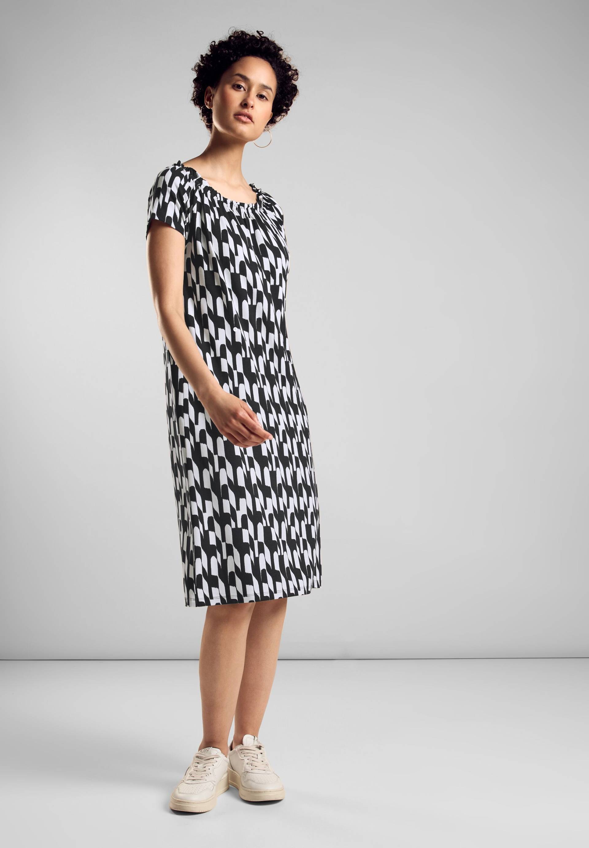 STREET ONE Jerseykleid, mit dynamischem Grafik-Print STREET ONE Jerseykleid, mit dynamischem Grafik-Print von STREET ONE