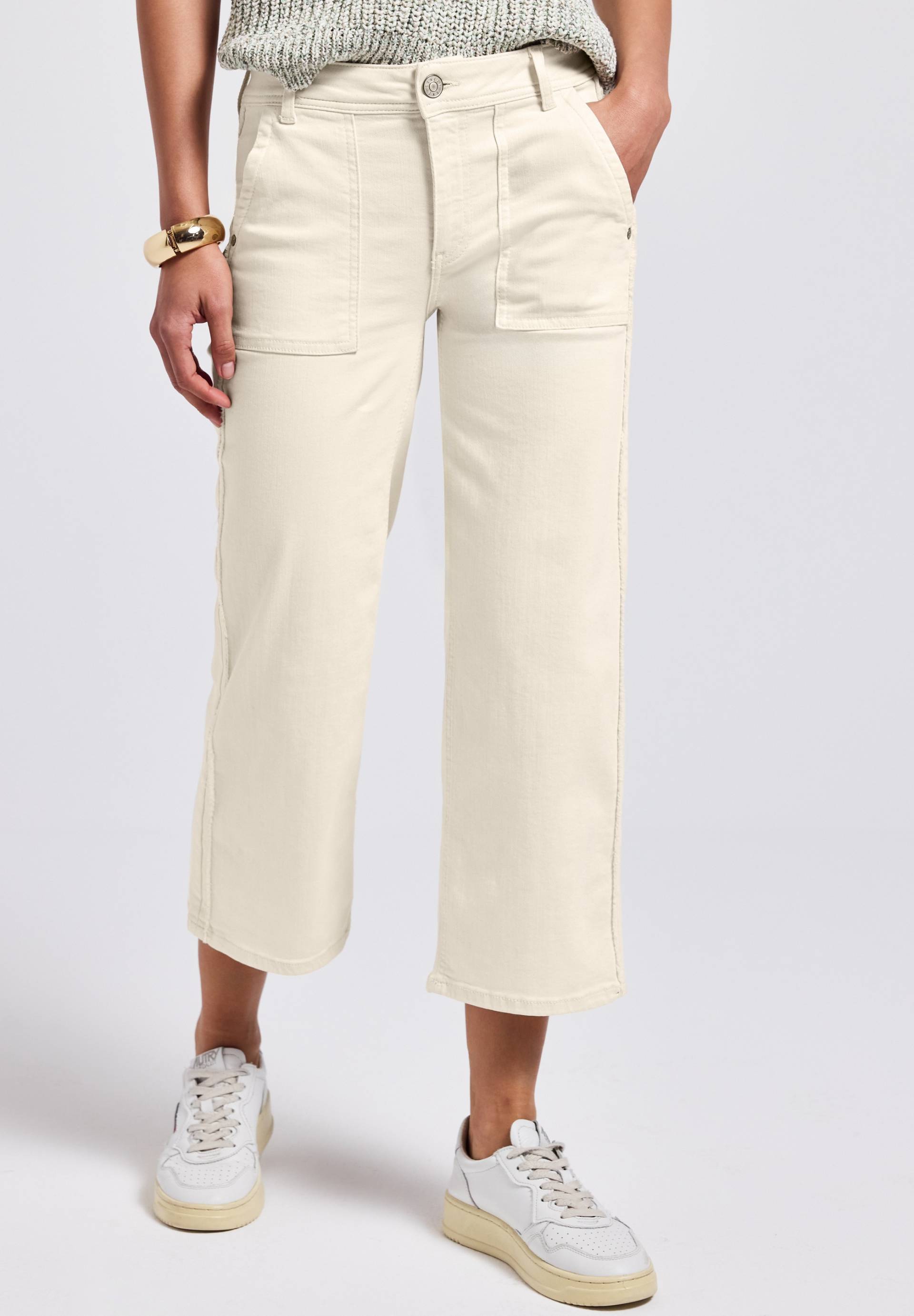 STREET ONE Loose-fit-Jeans, mit Taschen STREET ONE Loose-fit-Jeans, mit Taschen von STREET ONE