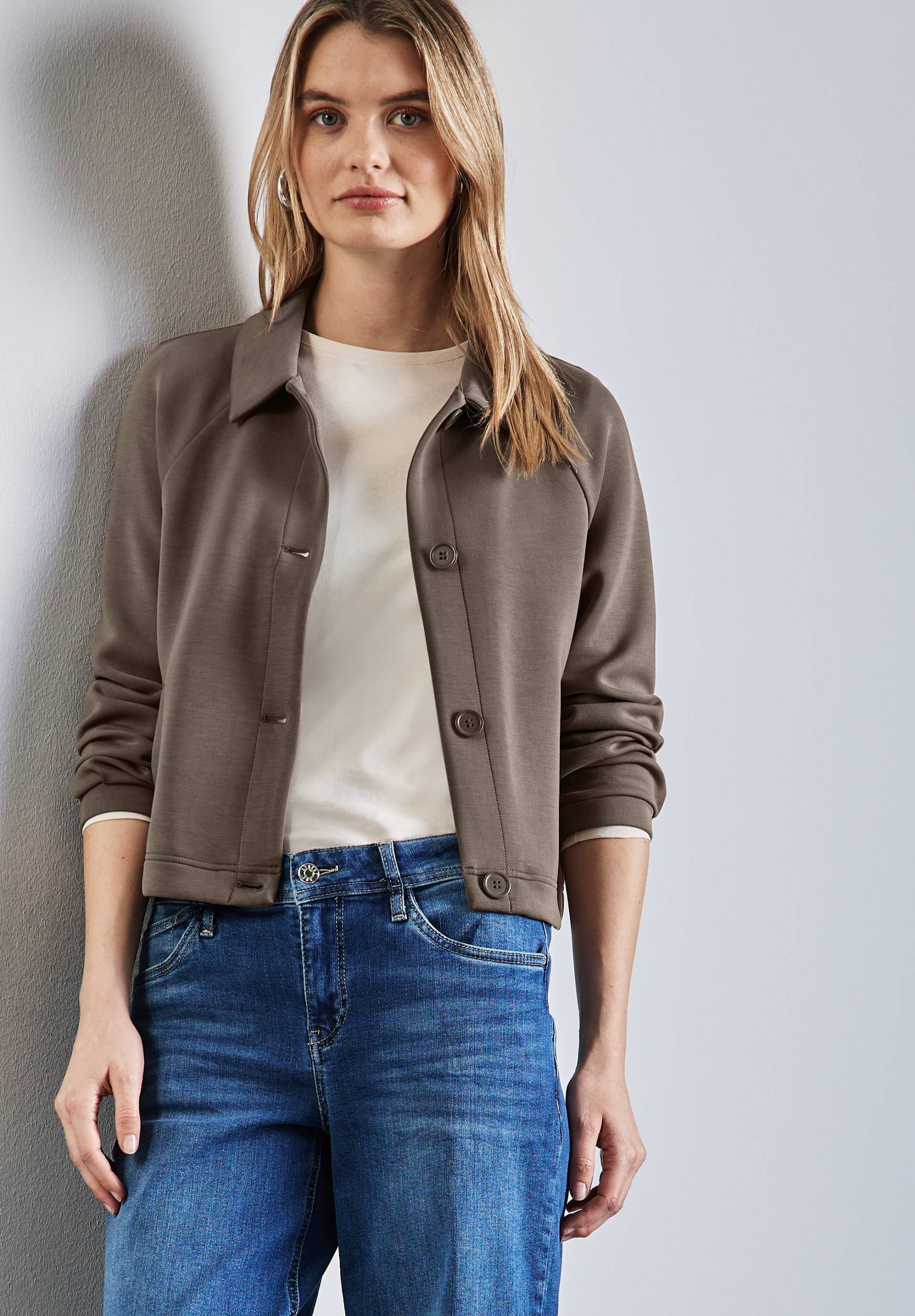STREET ONE Sweatjacke, im Silk-Look STREET ONE Sweatjacke, im Silk-Look von STREET ONE