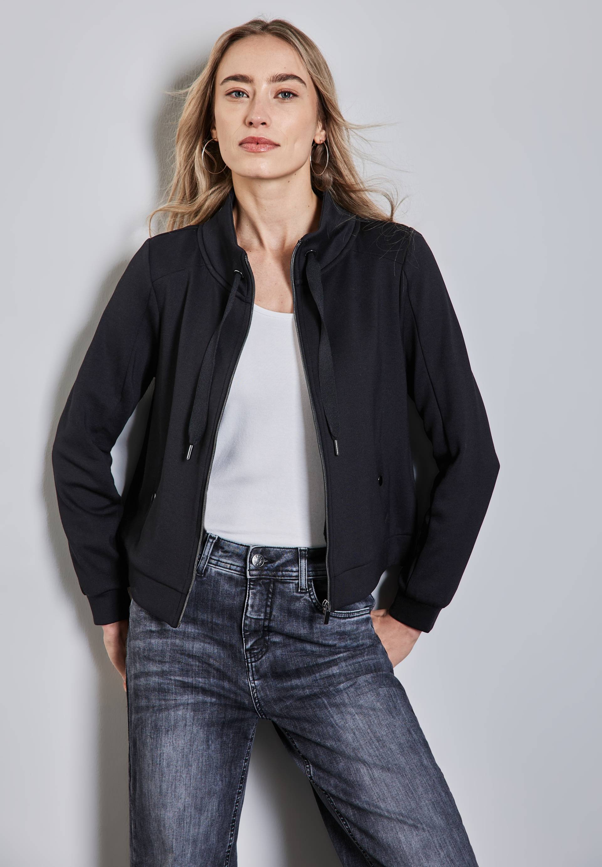STREET ONE Sweatjacke, mit Tunnelzug STREET ONE Sweatjacke, mit Tunnelzug von STREET ONE
