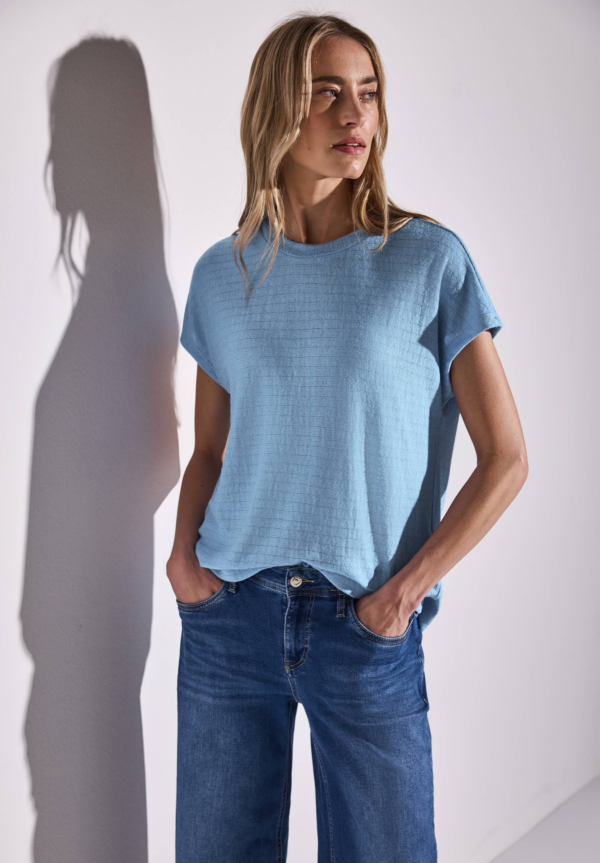 STREET ONE T-Shirt, mit Streifenstruktur STREET ONE T-Shirt, mit Streifenstruktur von STREET ONE