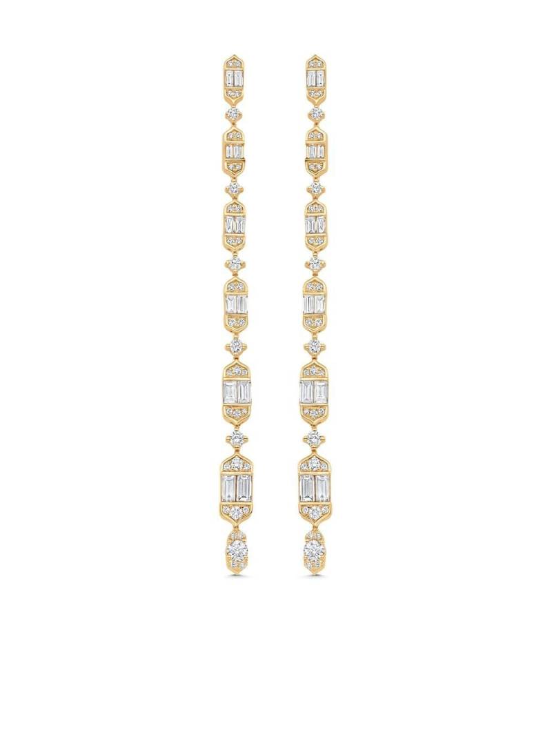 Sara Weinstock 18kt yellow gold Taj baguette vertical drop earrings von Sara Weinstock