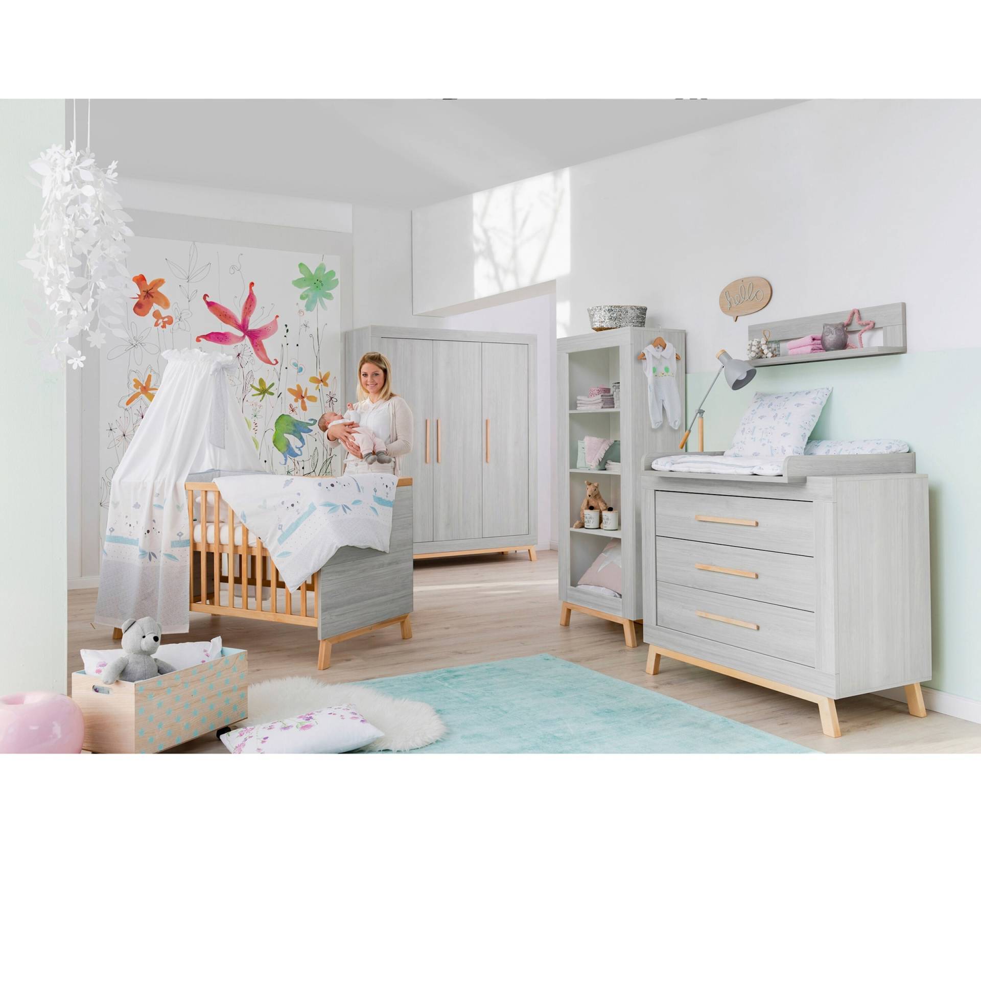 3-tlg. Babyzimmer Miami mit 3-türigem Kleiderschrank von Schardt