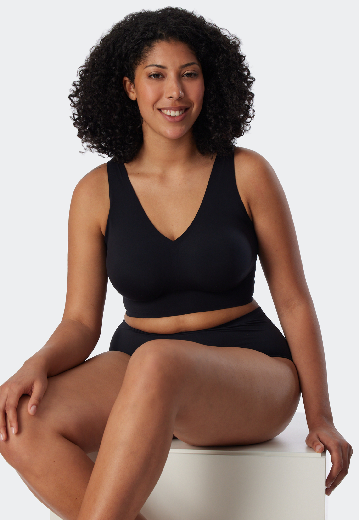 Bustier Microfaser herausnehmbare Pads schwarz - Invisible Soft 38 Bustier Microfaser herausnehmbare Pads schwarz - Invisible Soft 38 von Schiesser