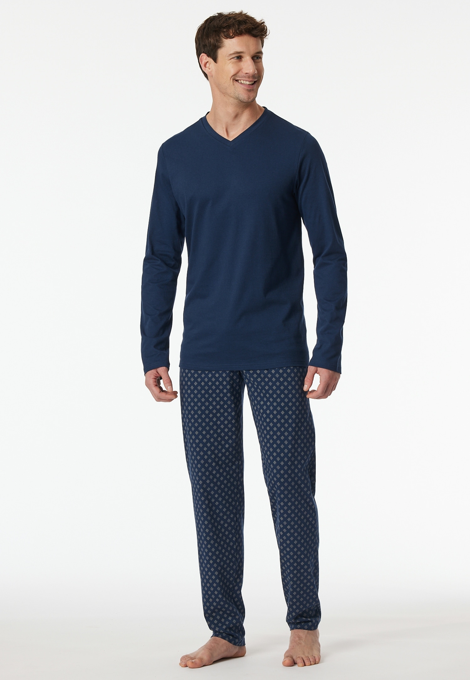 Schiesser Schlafanzug »"Casual Essentials"«, (2 tlg.), mit V-Ausschnitt Schiesser Schlafanzug »"Casual Essentials"«, (2 tlg.), mit V-Ausschnitt von Schiesser