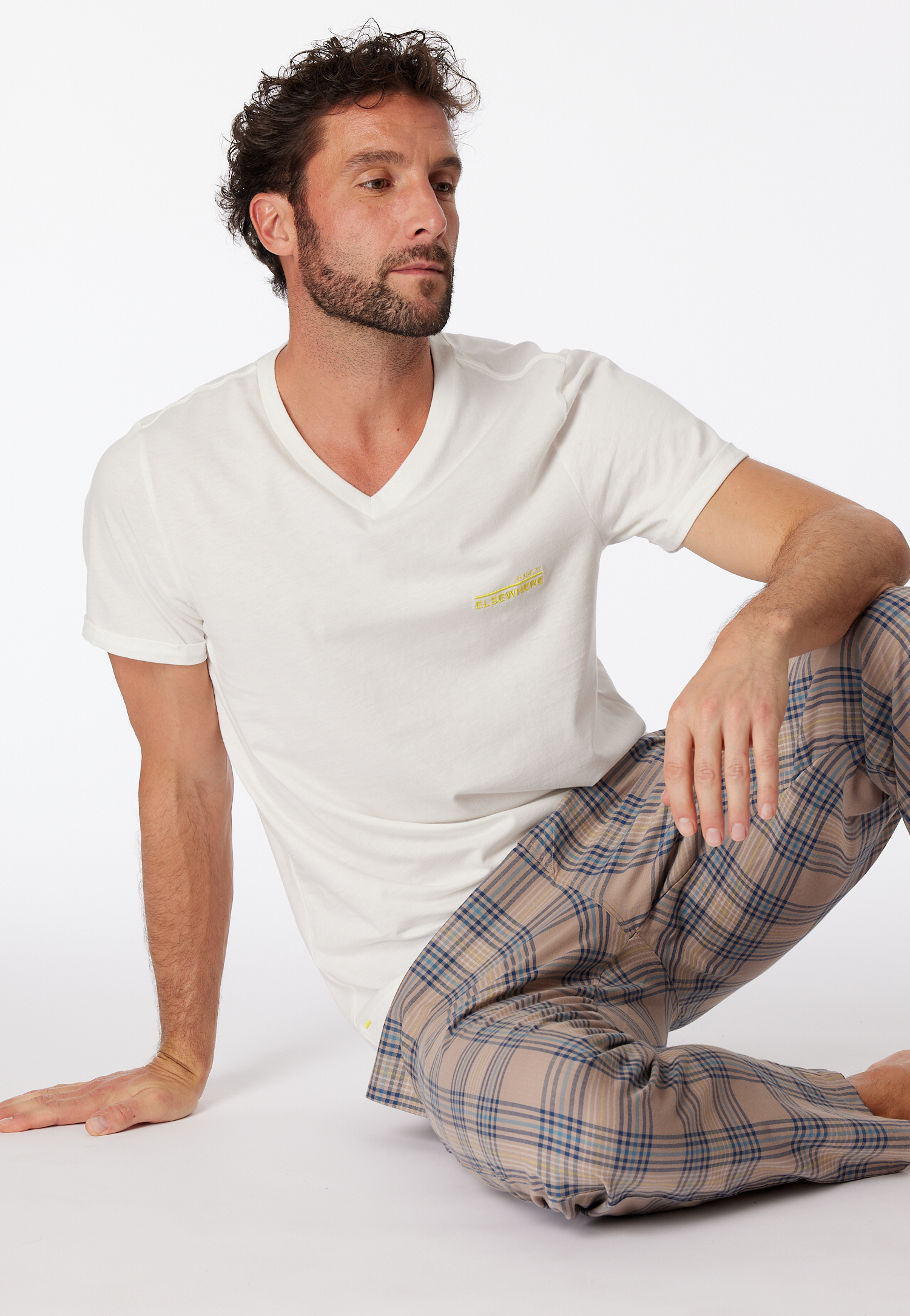 Shirt kurzarm Organic Cotton V-Ausschnitt off-white - Mix+Relax 48 von Schiesser