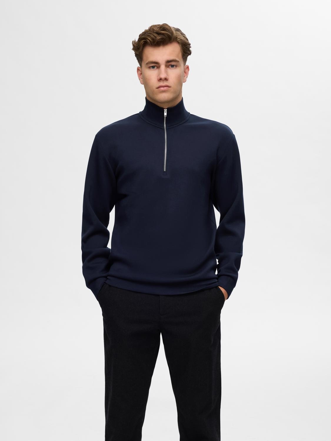 SELECTED HOMME Sweatshirt »SLHEMANUEL SOFT ZIP HIGH NECK SWEAT NOOS« SELECTED HOMME Sweatshirt »SLHEMANUEL SOFT ZIP HIGH NECK SWEAT NOOS« von Selected Homme