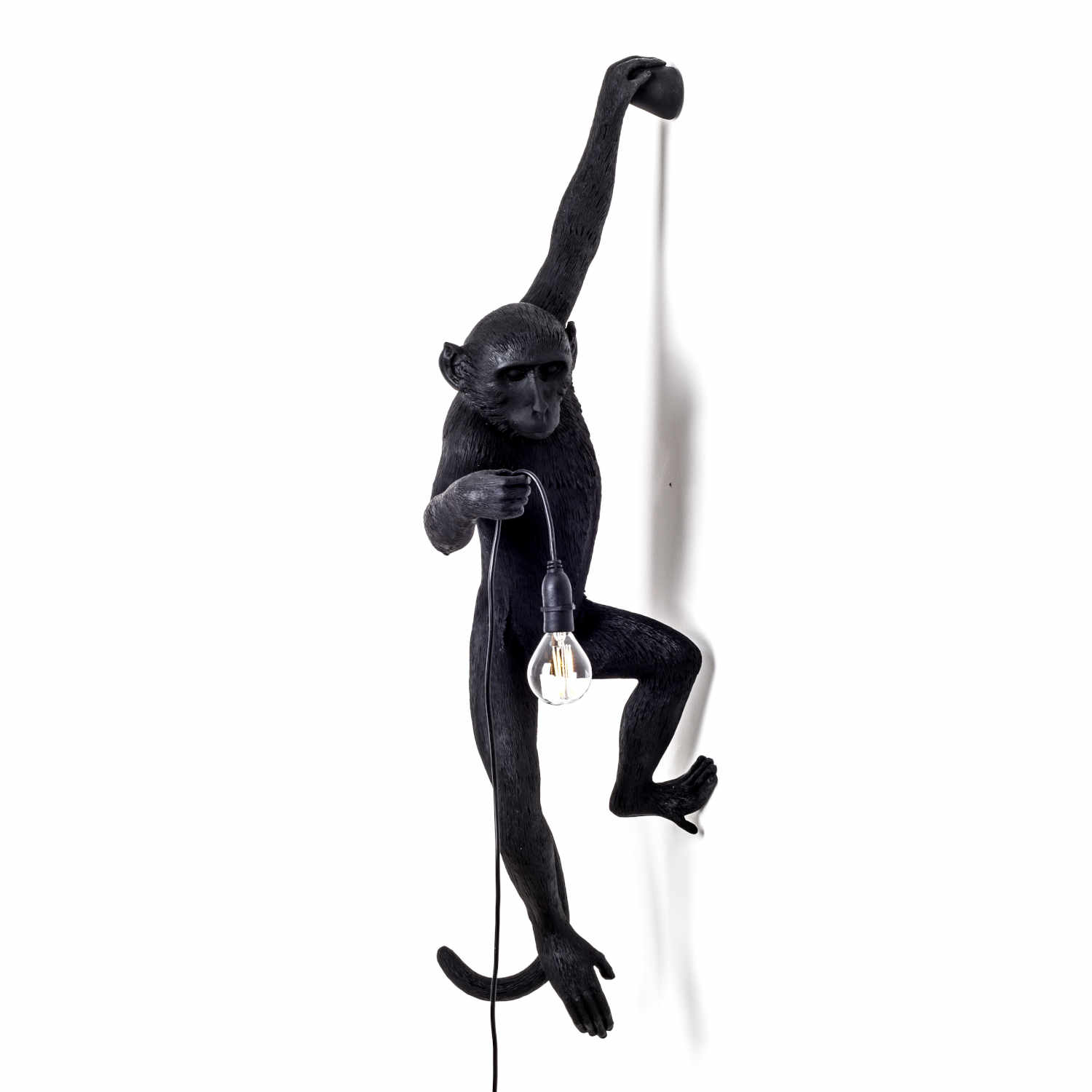 Monkey Lamp Black LED Leuchte, Ausführung links hängend Monkey Lamp Black LED Leuchte, Ausführung links hängend von Seletti