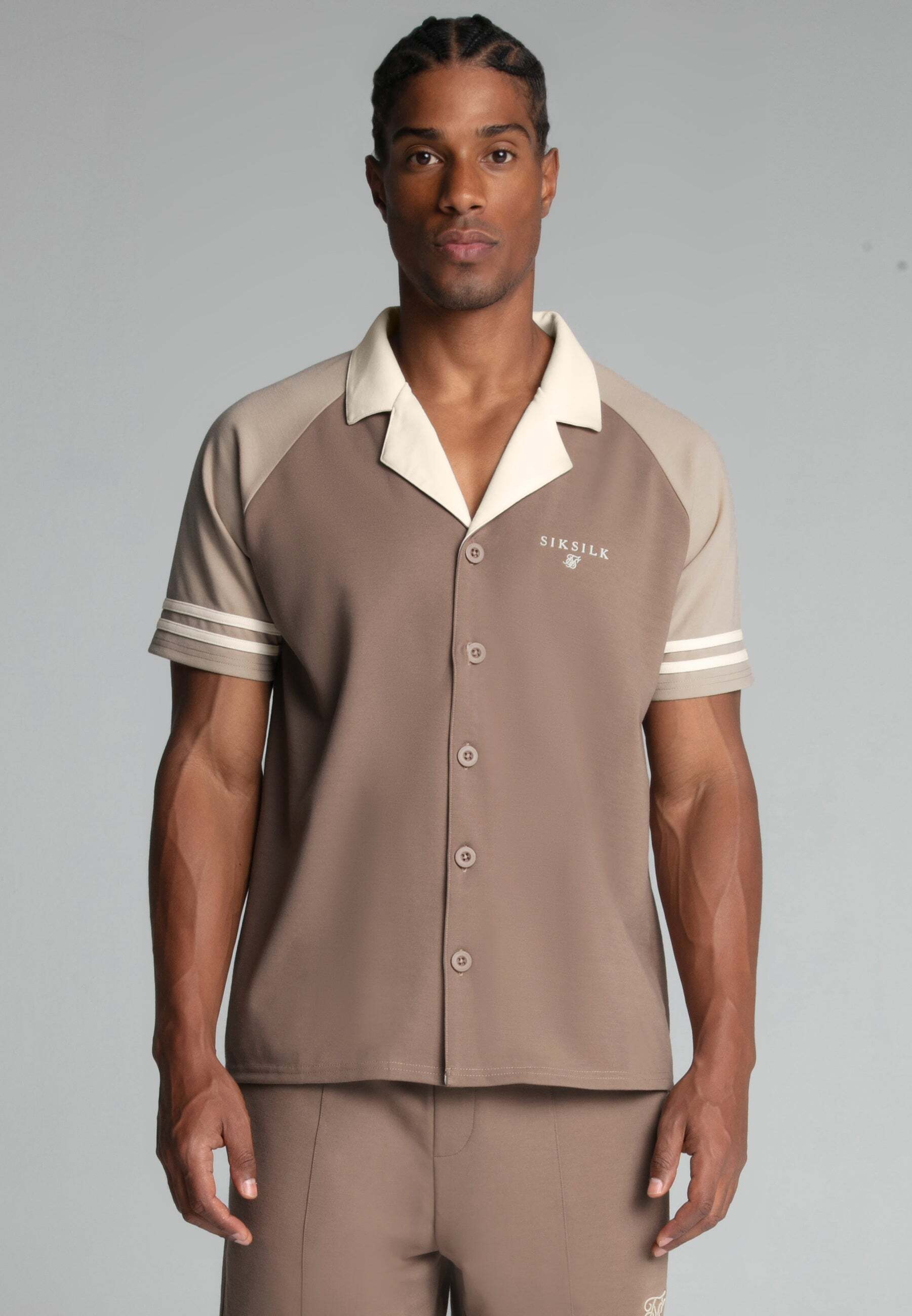 Siksilk Kurzarmhemd »Siksilk Kurzarmhemd Retro Resort Shirt« Siksilk Kurzarmhemd »Siksilk Kurzarmhemd Retro Resort Shirt« von SikSilk