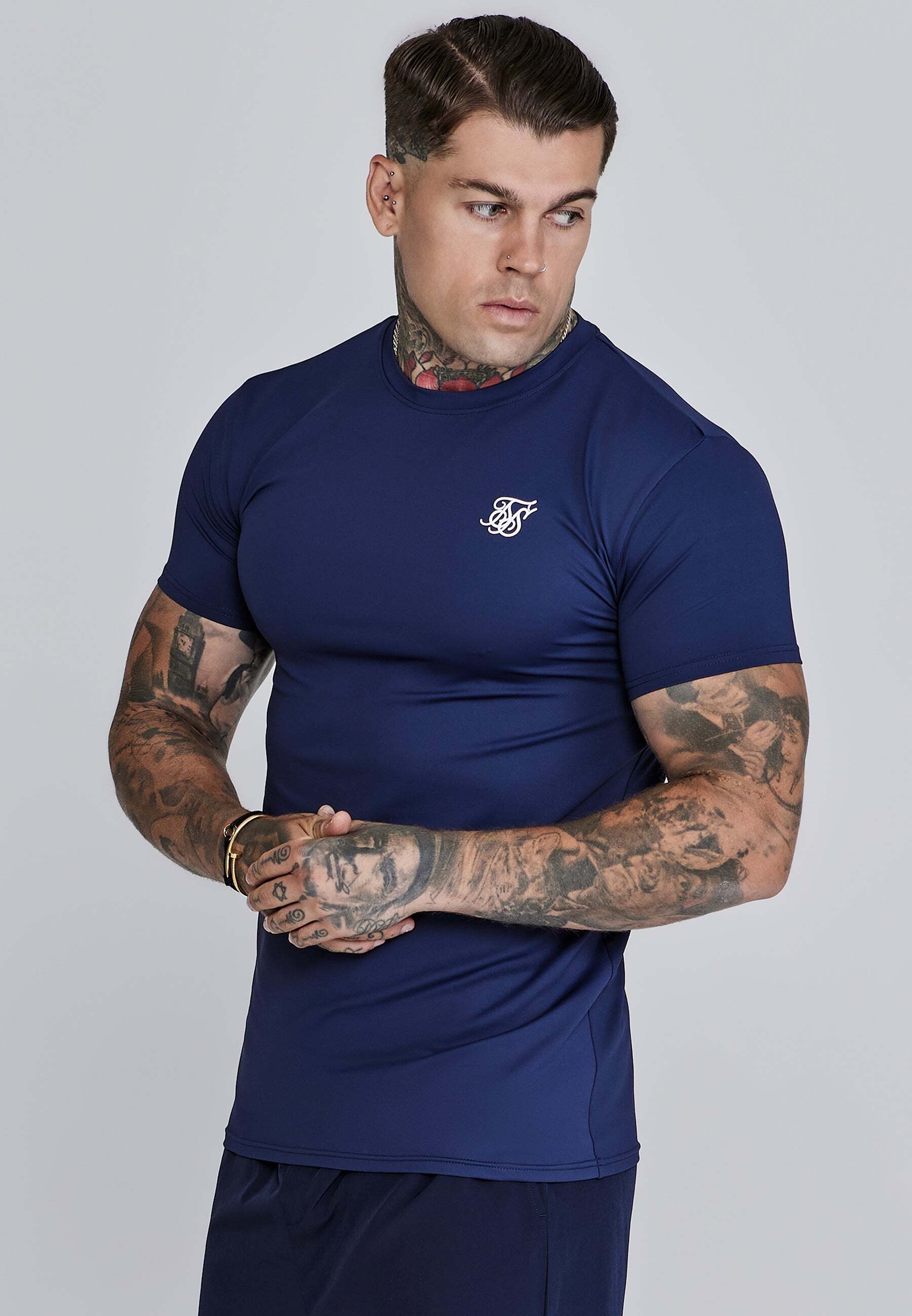 Siksilk T-Shirt »Siksilk T-Shirt Muscle Fit T-Shirt« von Siksilk