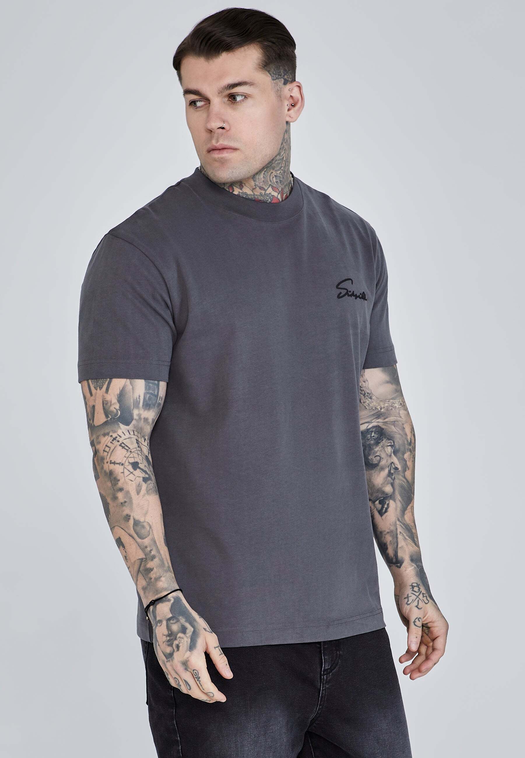 Siksilk T-Shirt »Siksilk T-Shirt Script T-Shirt« Siksilk T-Shirt »Siksilk T-Shirt Script T-Shirt« von Siksilk