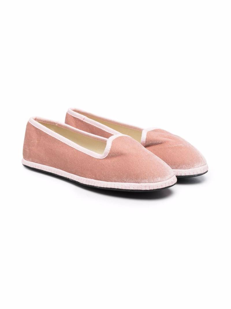 Siola slip-on velvet loafers - Pink von Siola