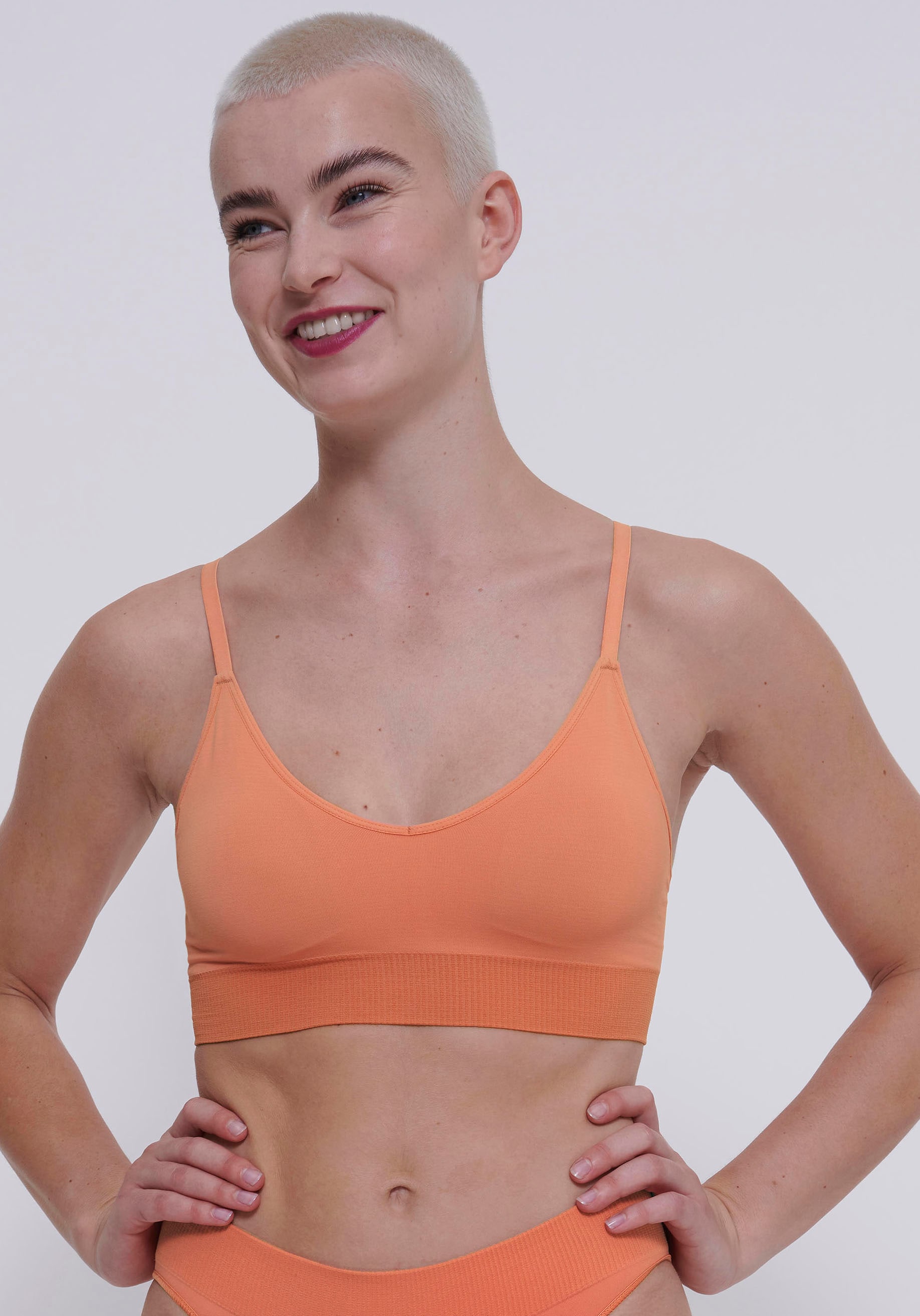 sloggi Bustier »EVER Infused Multi Vit Bralette«, pflegend sloggi Bustier »EVER Infused Multi Vit Bralette«, pflegend von sloggi