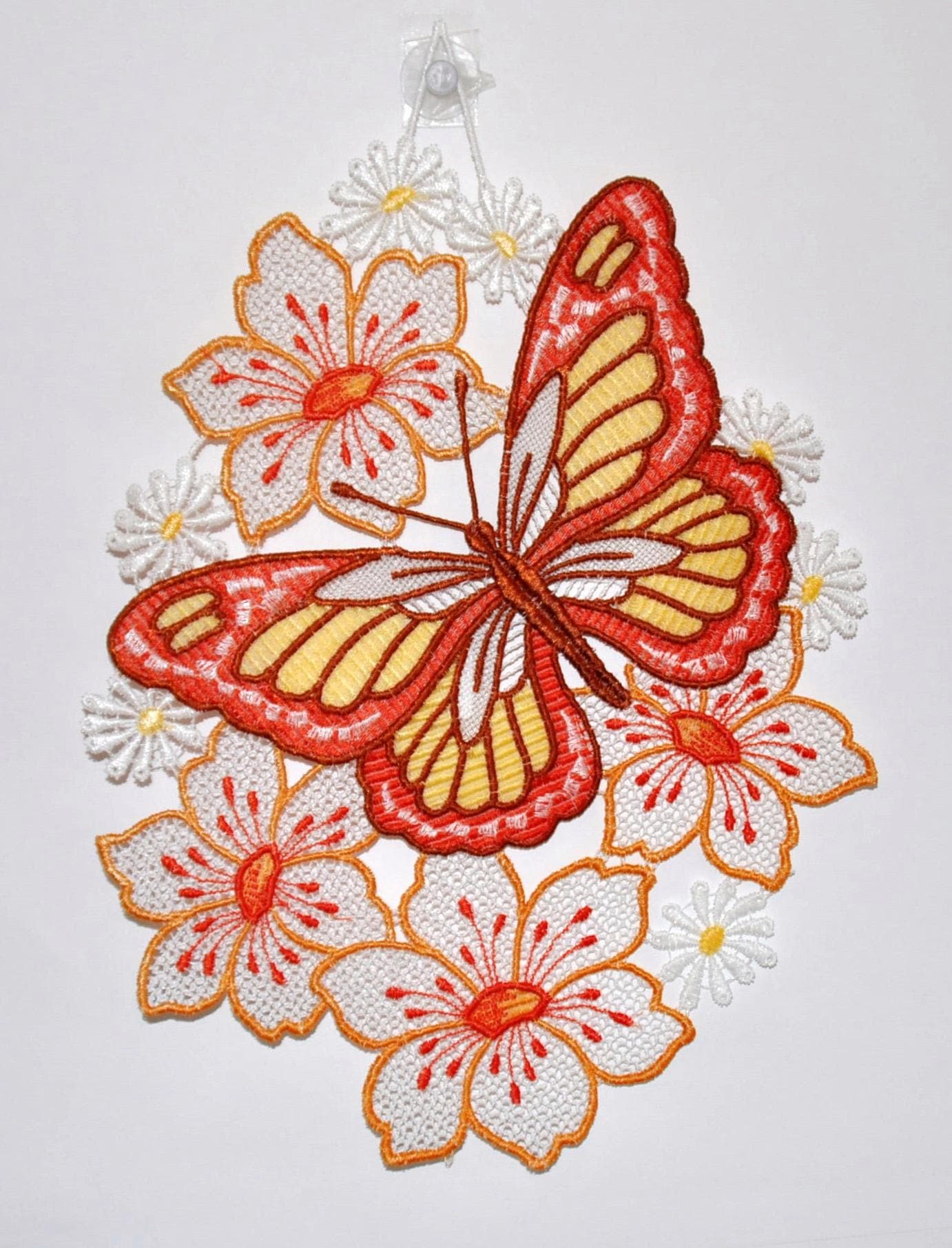 Stickereien Plauen Fensterbild »Schmetterling auf Blume«, Hakenaufhängung Stickereien Plauen Fensterbild »Schmetterling auf Blume«, Hakenaufhängung von Stickereien Plauen
