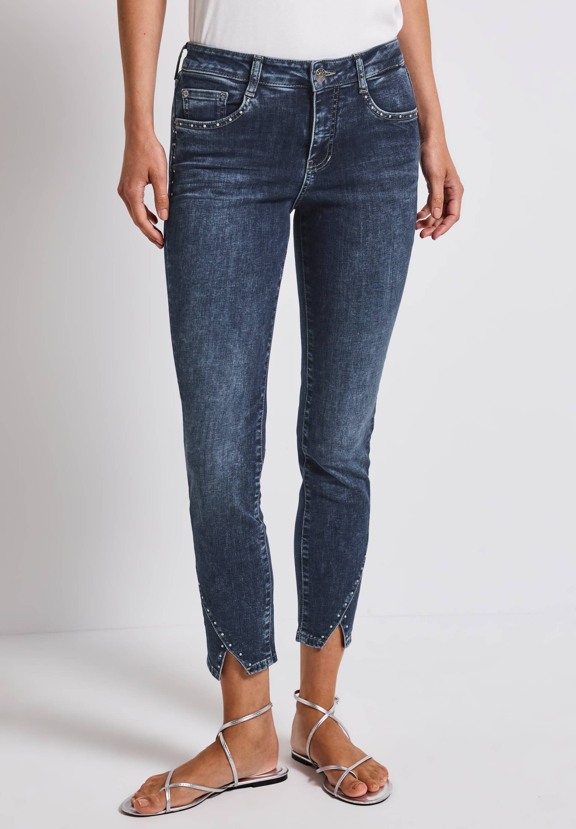STREET ONE 5-Pocket-Jeans »Style YORK«, mit Schlitz und Nieten von Street One