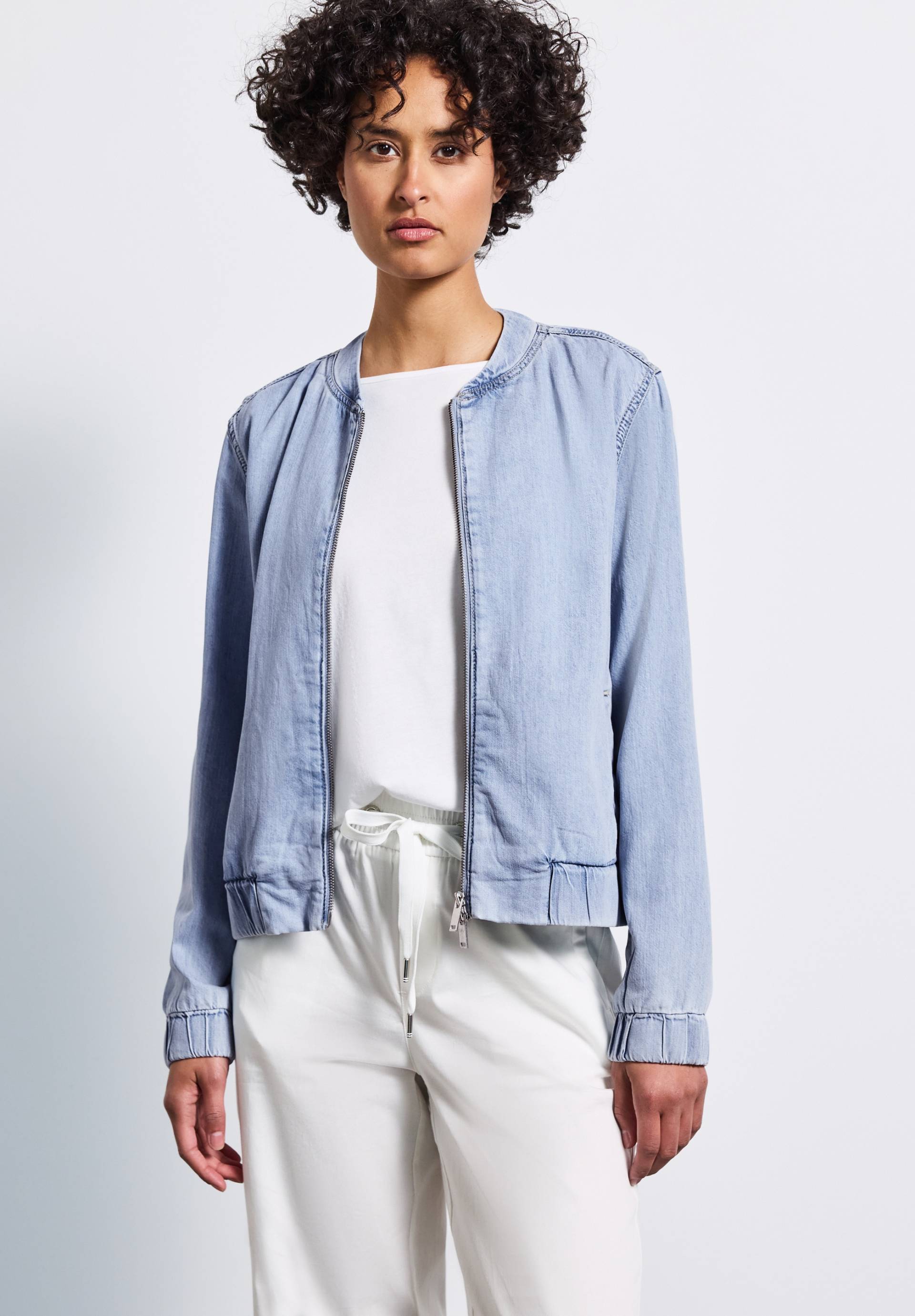 STREET ONE Blouson, ohne Kapuze, Jeans/Denim mit seitlichen Taschen STREET ONE Blouson, ohne Kapuze, Jeans/Denim mit seitlichen Taschen von Street One