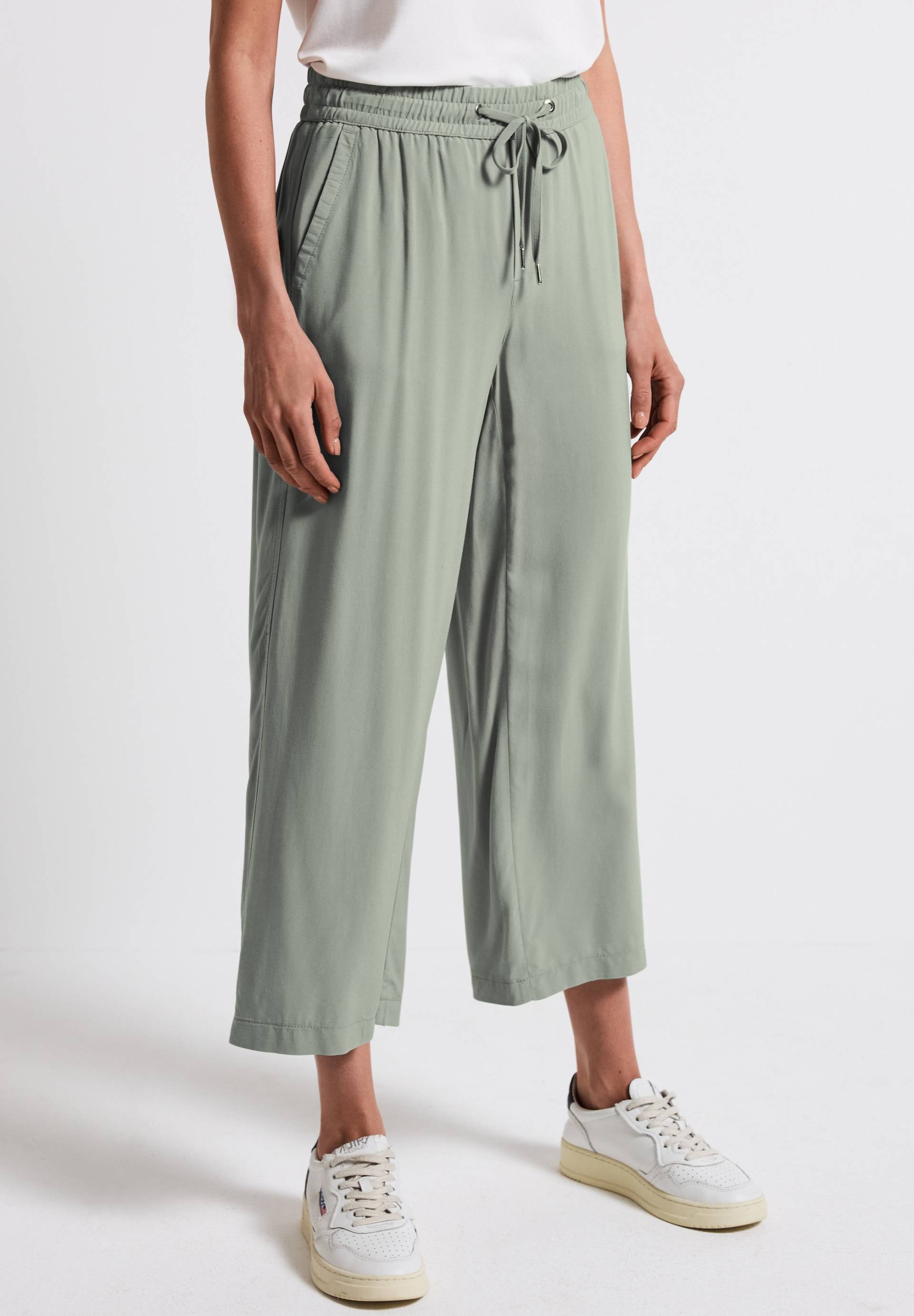 STREET ONE Stoffhose »Style Emee«, mit elastischem Bund mit Tunnelzug STREET ONE Stoffhose »Style Emee«, mit elastischem Bund mit Tunnelzug von Street One