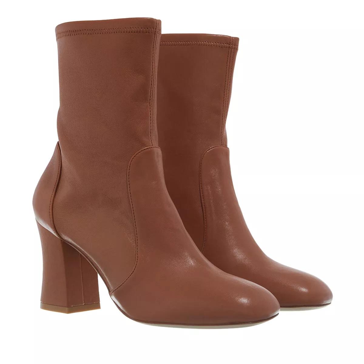 Stuart Weitzman Boots & Stiefeletten - Curveblock 85 Sock Bootie - Gr. 38 (EU) - in Cognacbraun - für Damen von Stuart Weitzman