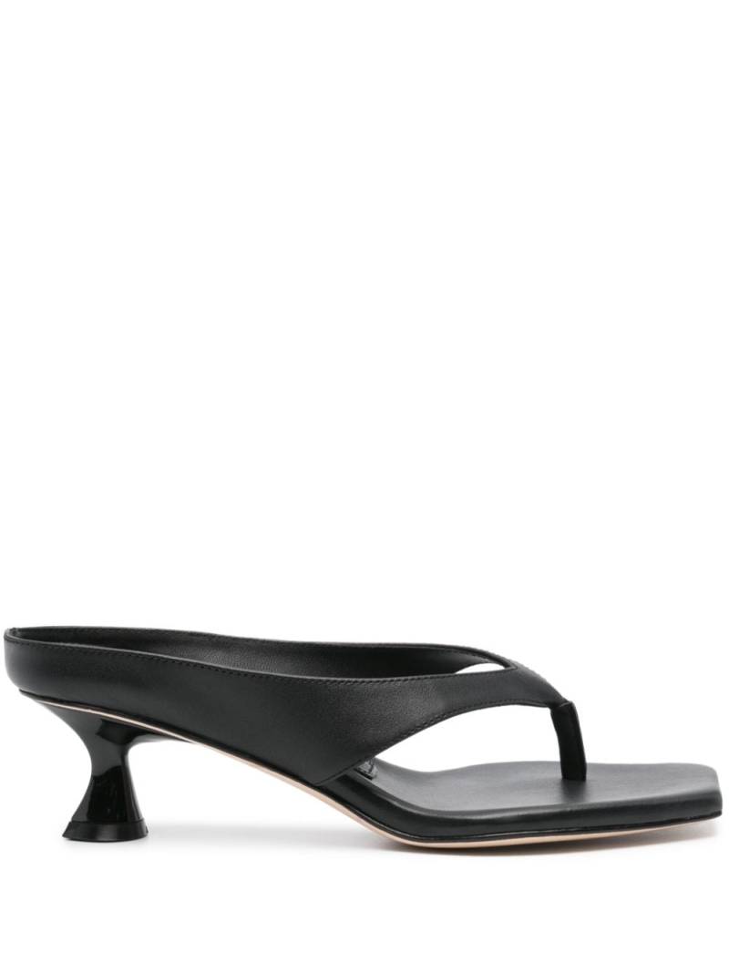 Studio Amelia Angela 50mm leather flip flops - Black von Studio Amelia