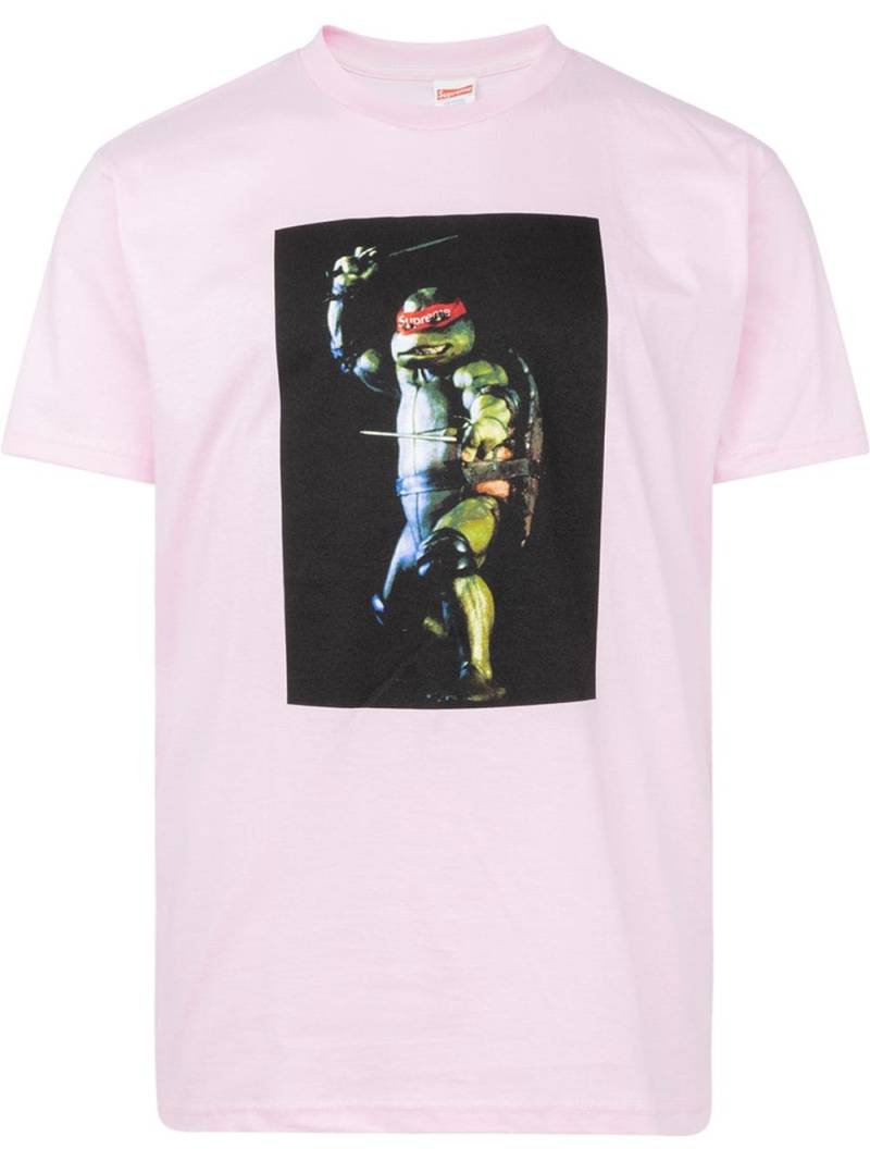 Supreme Raphael graphic-print T-shirt - Pink von Supreme