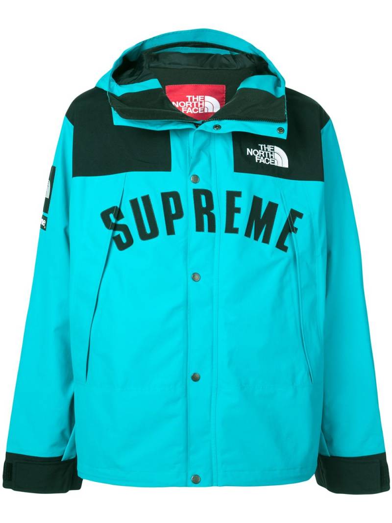 Supreme x The North Face Arc Logo Mountain jacket - Blue von Supreme