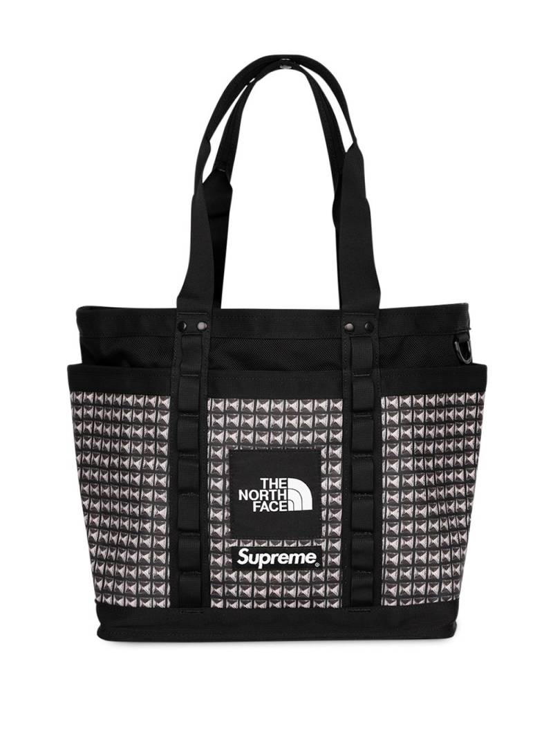 Supreme x The North Face Explore stud-print utility tote bag - Black von Supreme