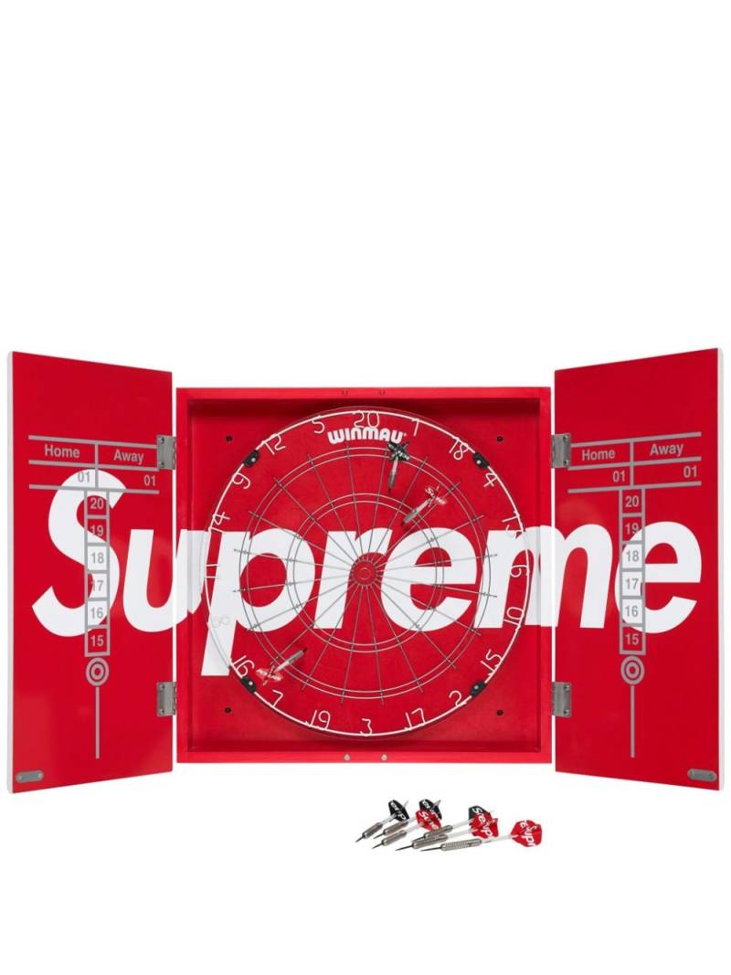 Supreme x Winmau dartboard set - Red von Supreme