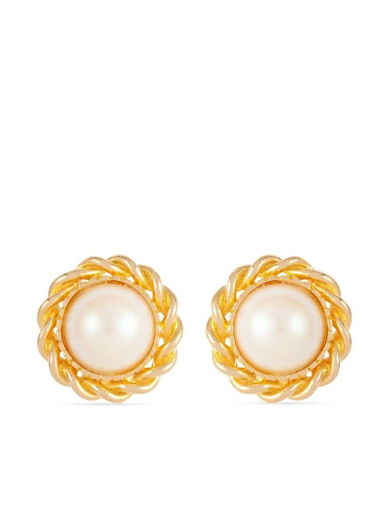 Susan Caplan Vintage 1990s faux pearl clip-on earrings - Gold von Susan Caplan Vintage