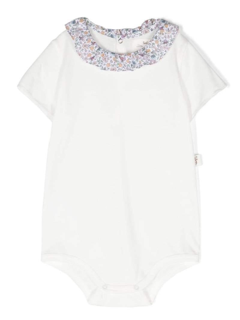 TEDDY & MINOU ruffle-collar cotton body - White von TEDDY & MINOU