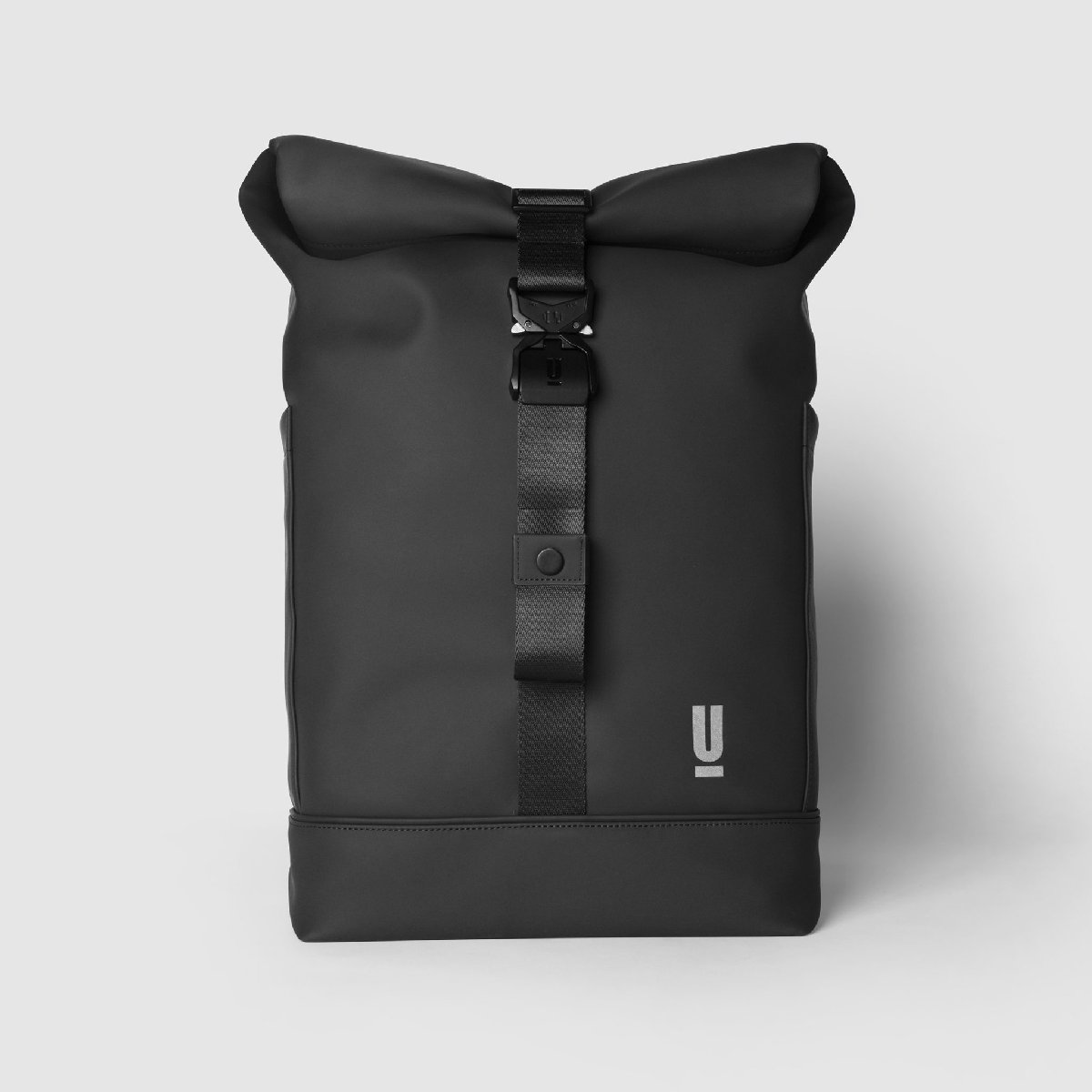 ROLLTOP - Laptoprucksack in Schwarz ROLLTOP - Laptoprucksack in Schwarz von THE URBAN SOCIETY